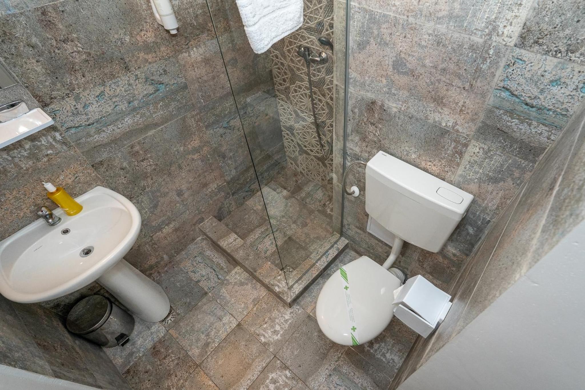 Triple room without balcony ground floor Hotel Anca