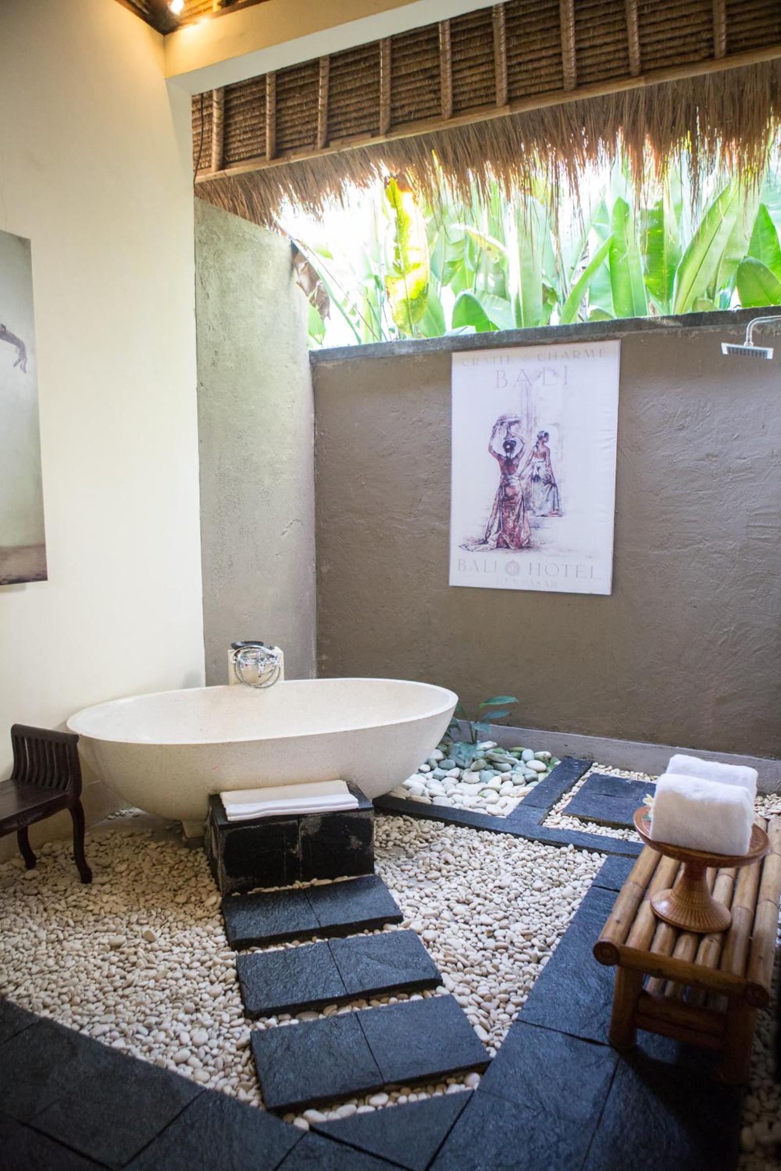 Villa Residence - Photo 5