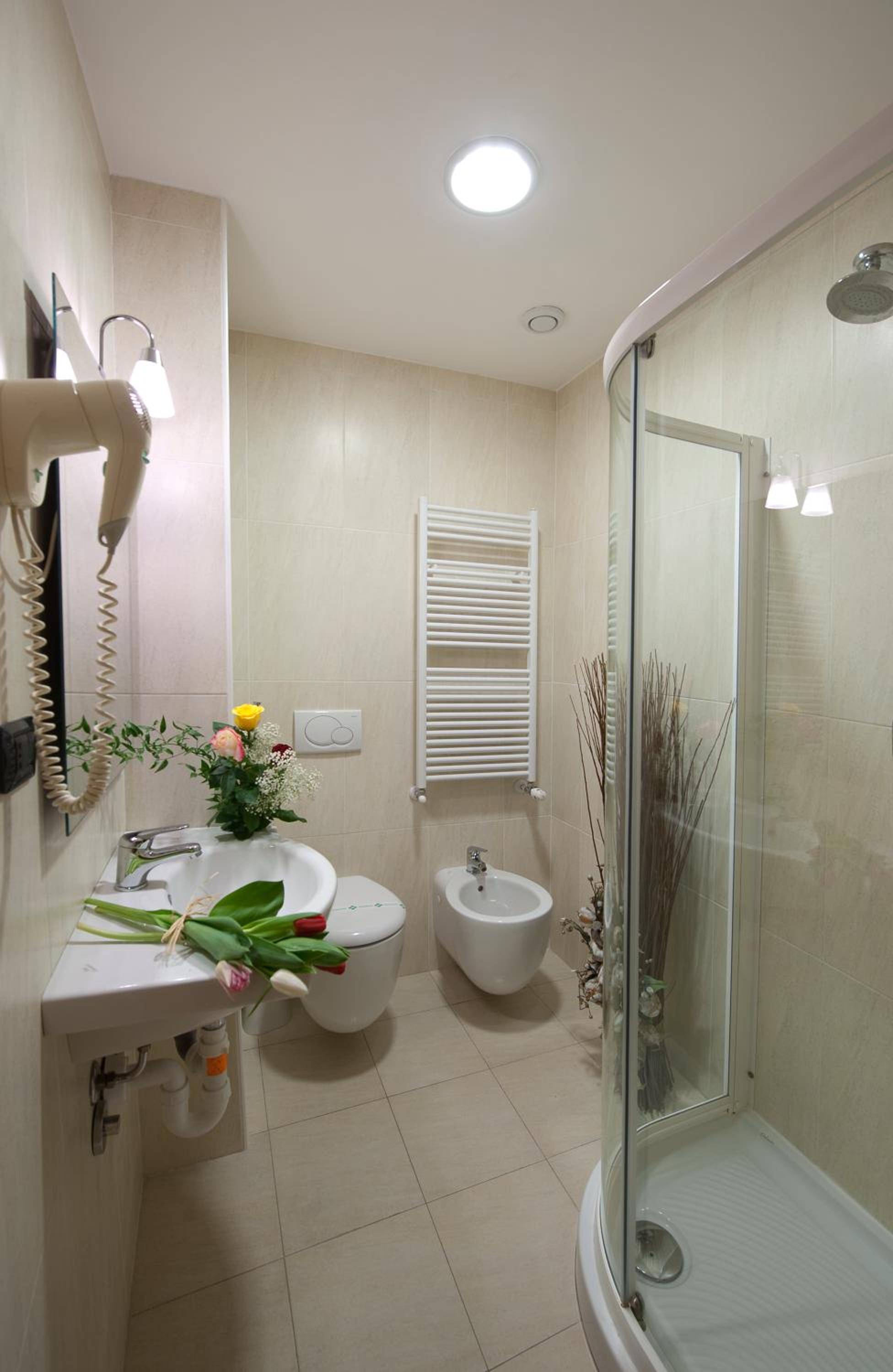 Double Room - Photo 3