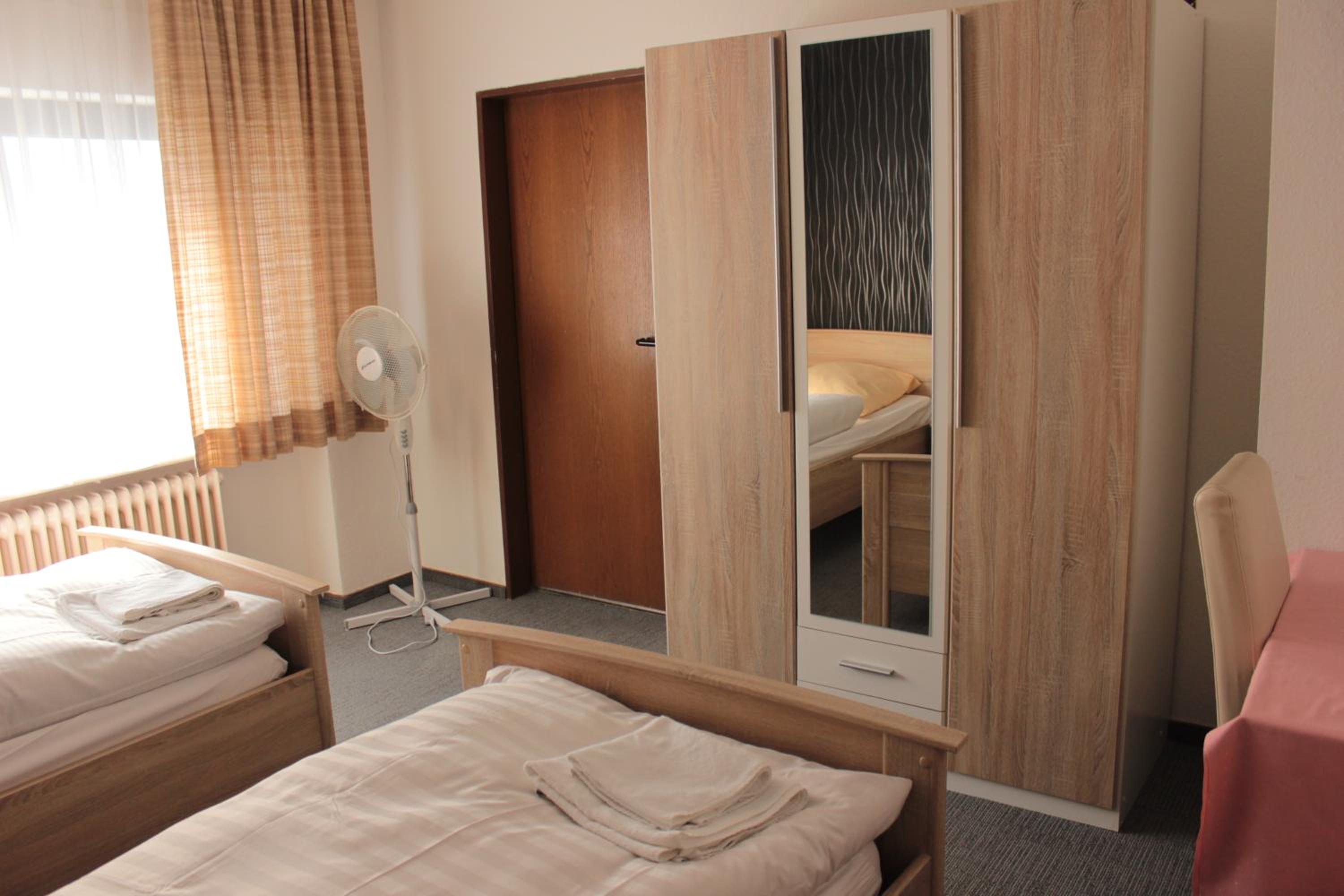 双人房或双床房