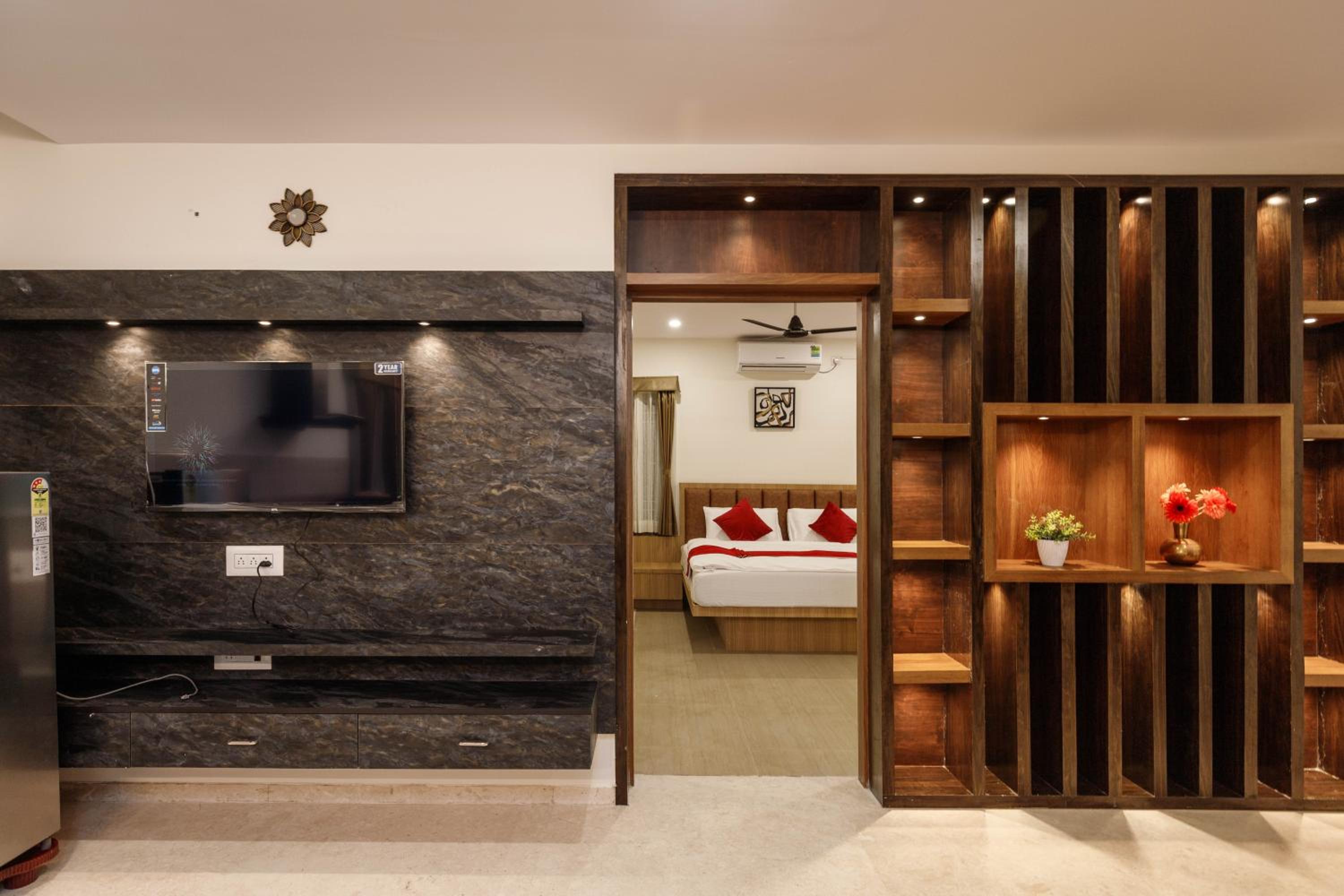 One-Bedroom Apartment - Photo 16