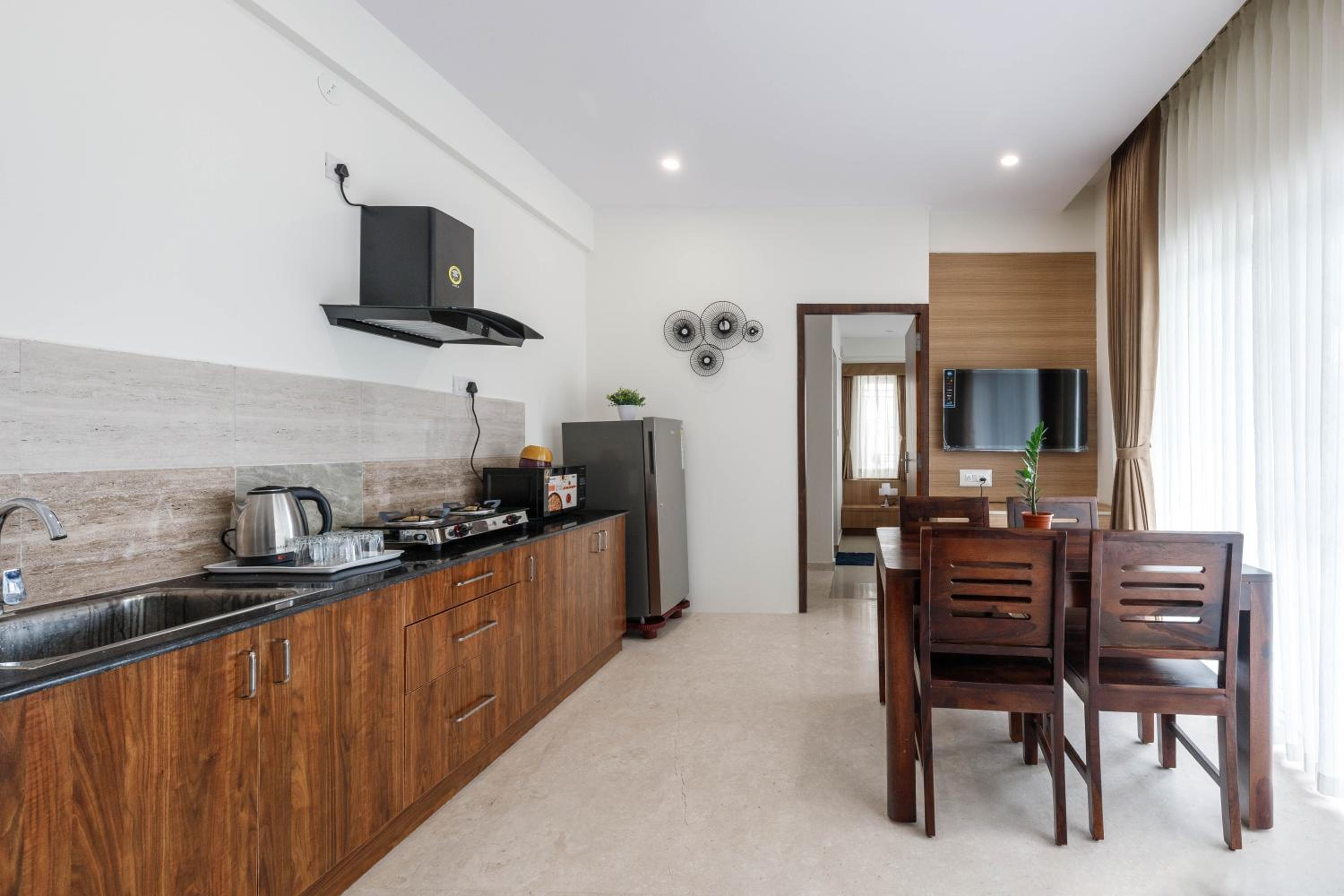 One-Bedroom Apartment - Photo 15
