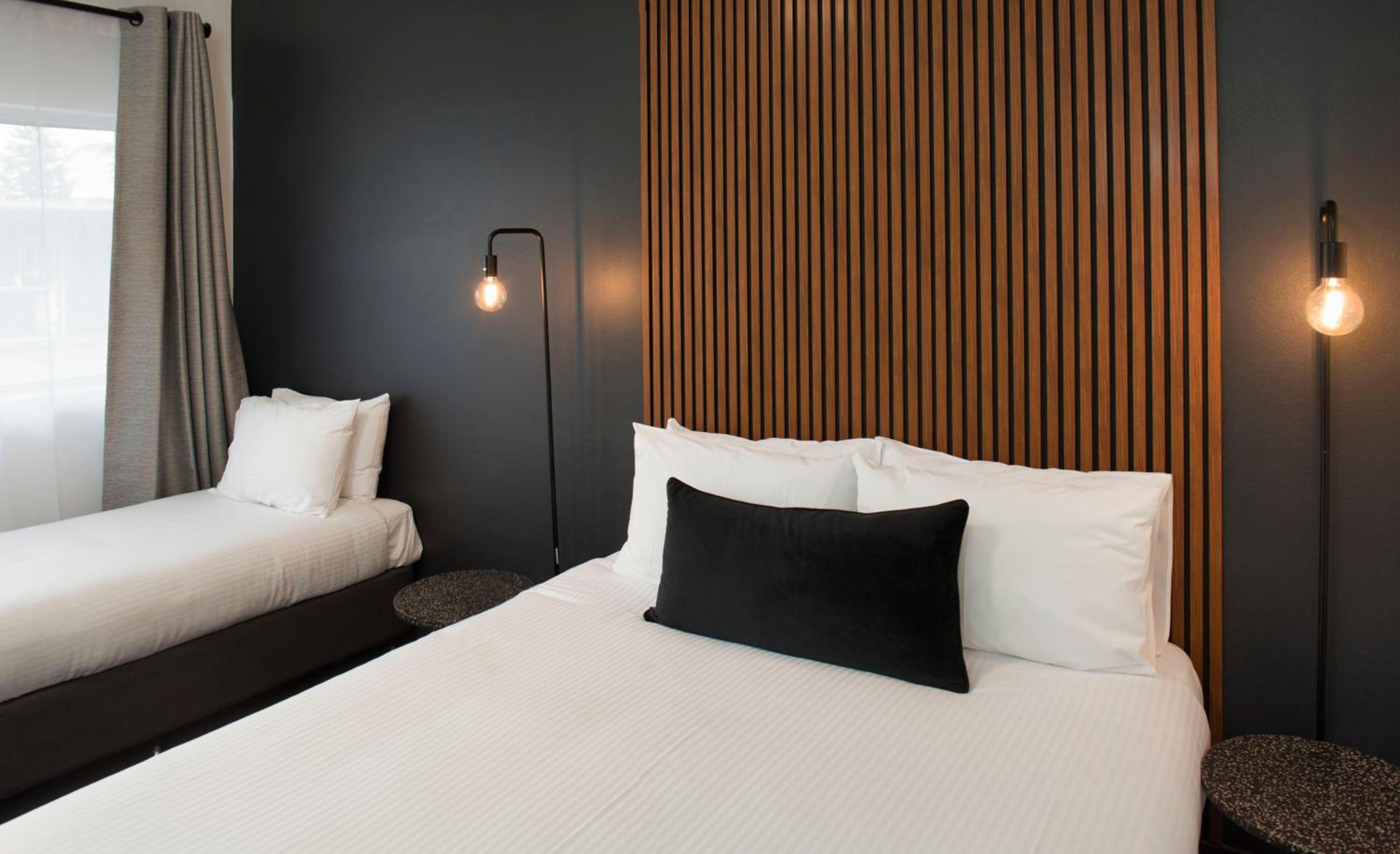 Double or Twin Room - Photo 4