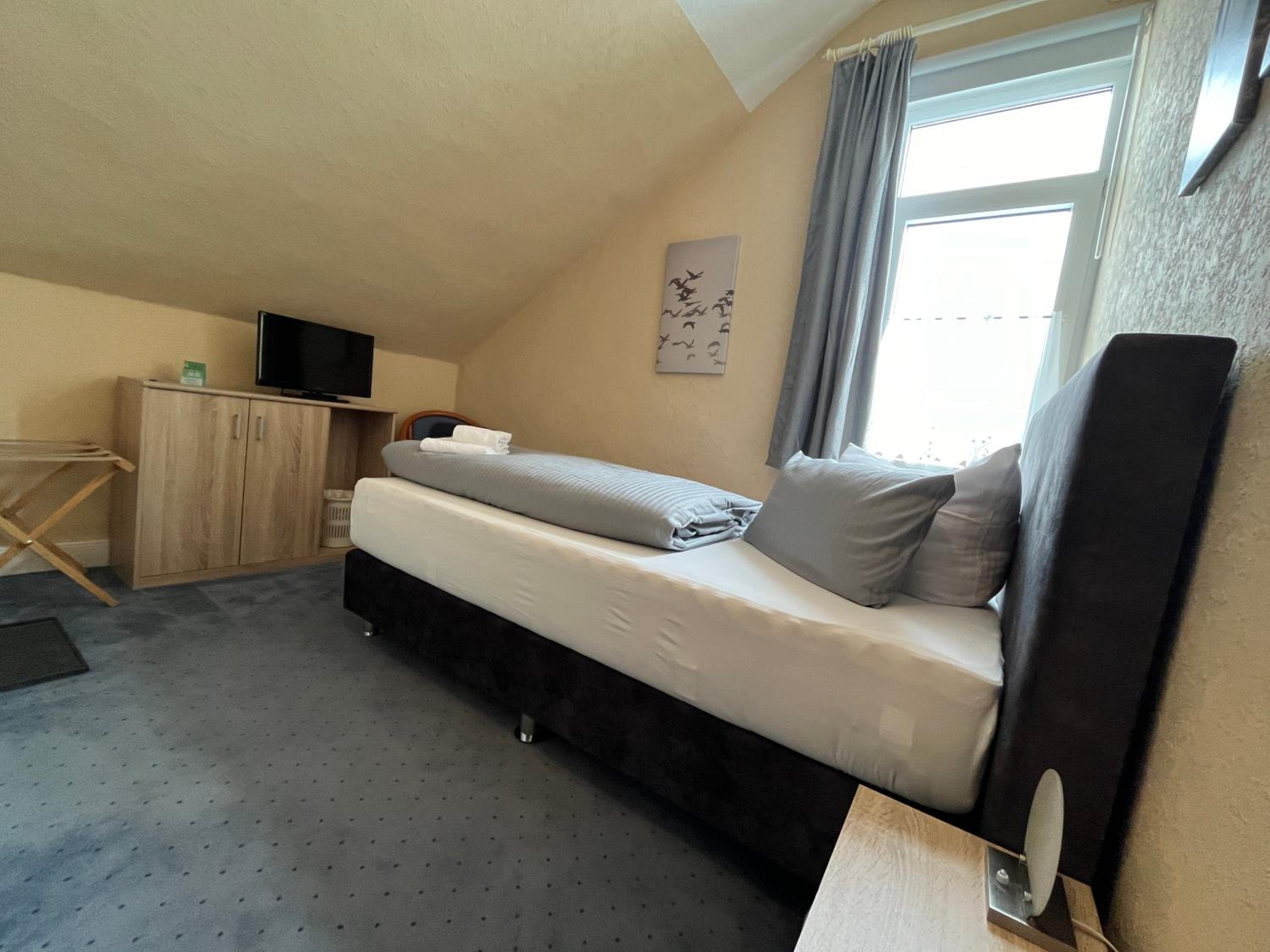 Single Room photo 1