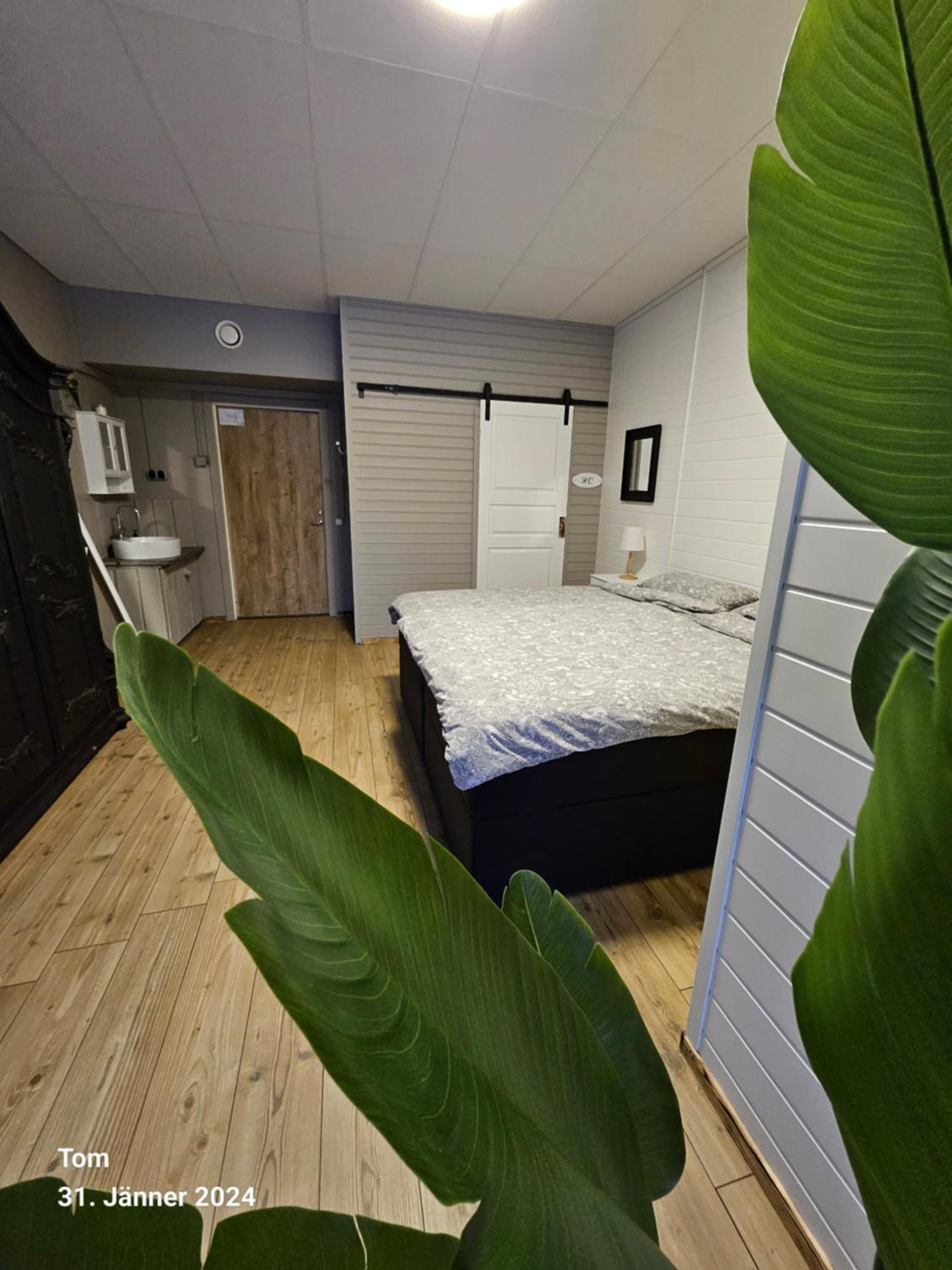Deluxe Double or Twin Room with Lake View - Photo 3