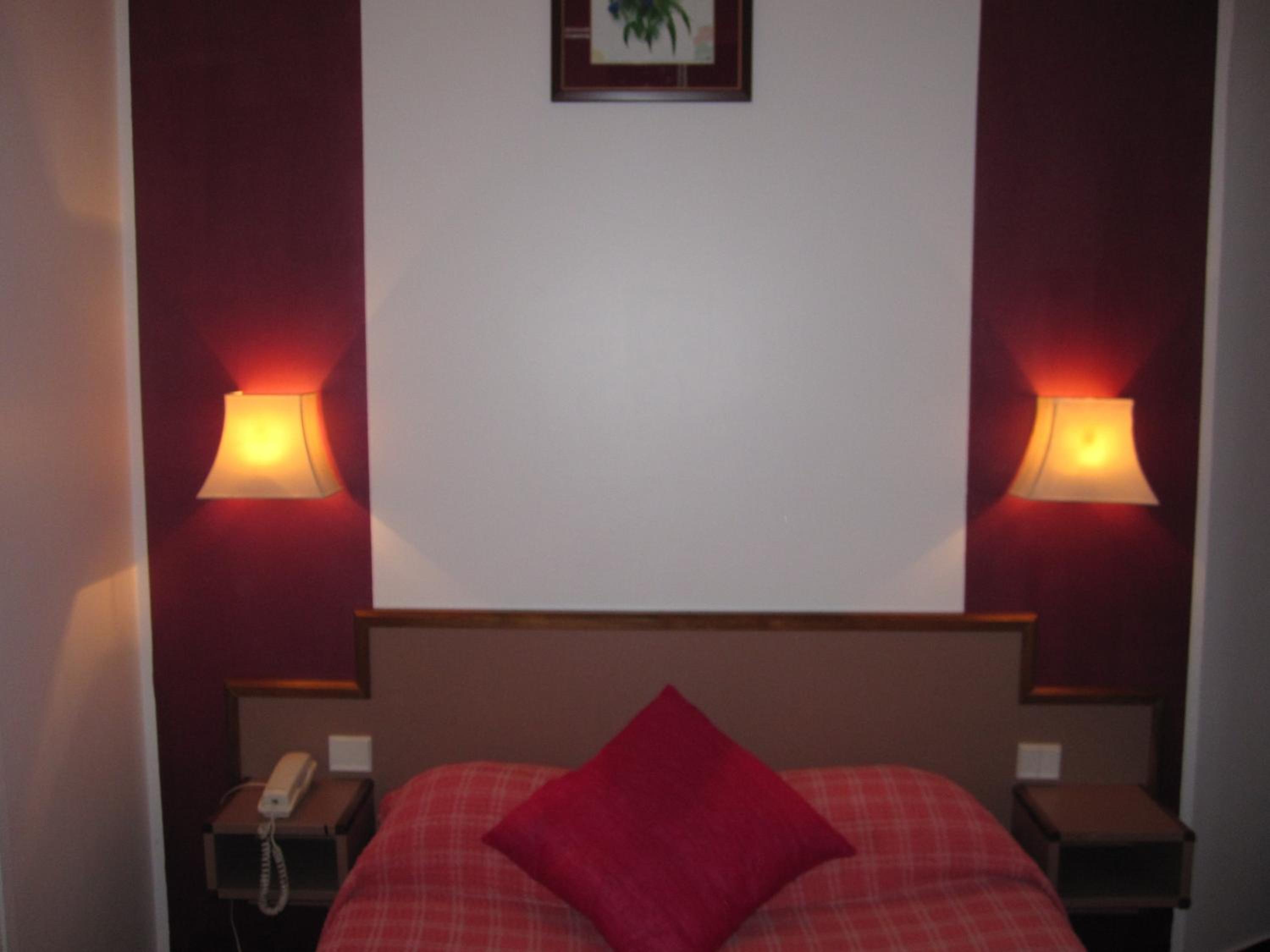 Single Room photo 2