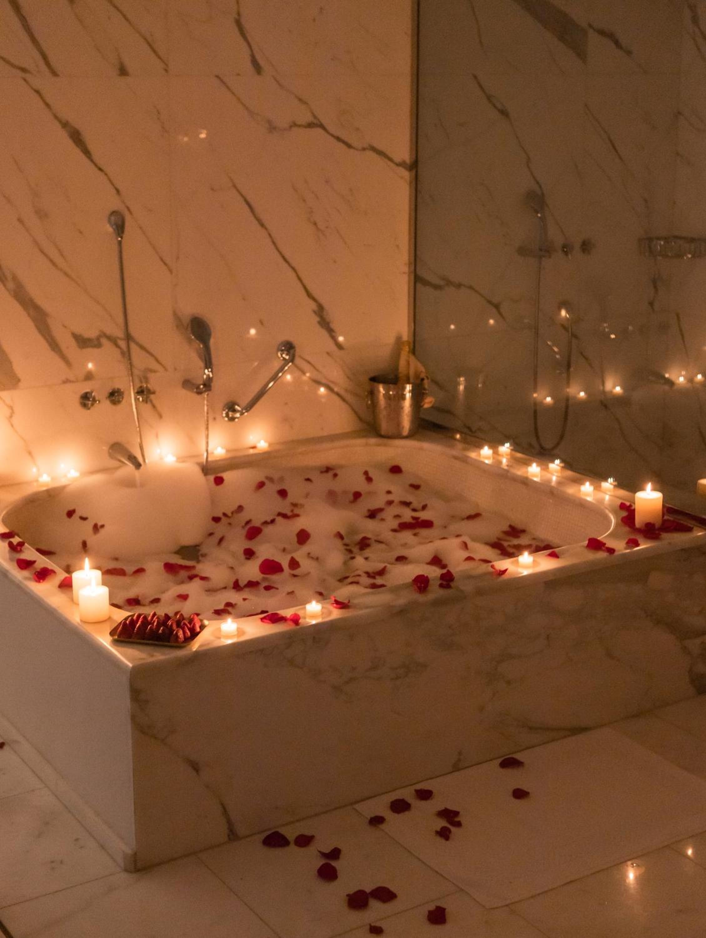 Executive Suite - Free Spa Access - Photo 3