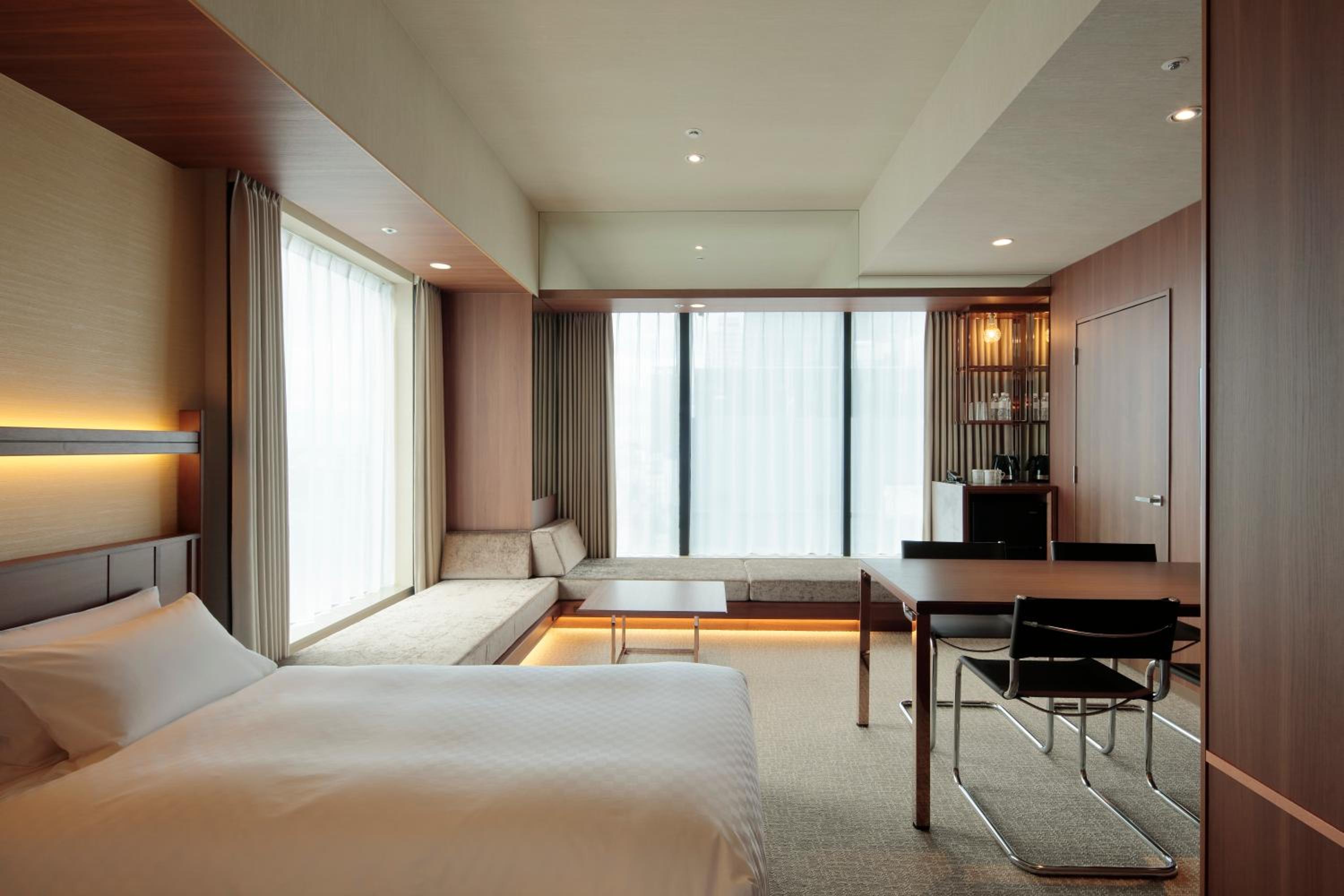Deluxe Triple Room with Sofa Bed - Non-Smoking