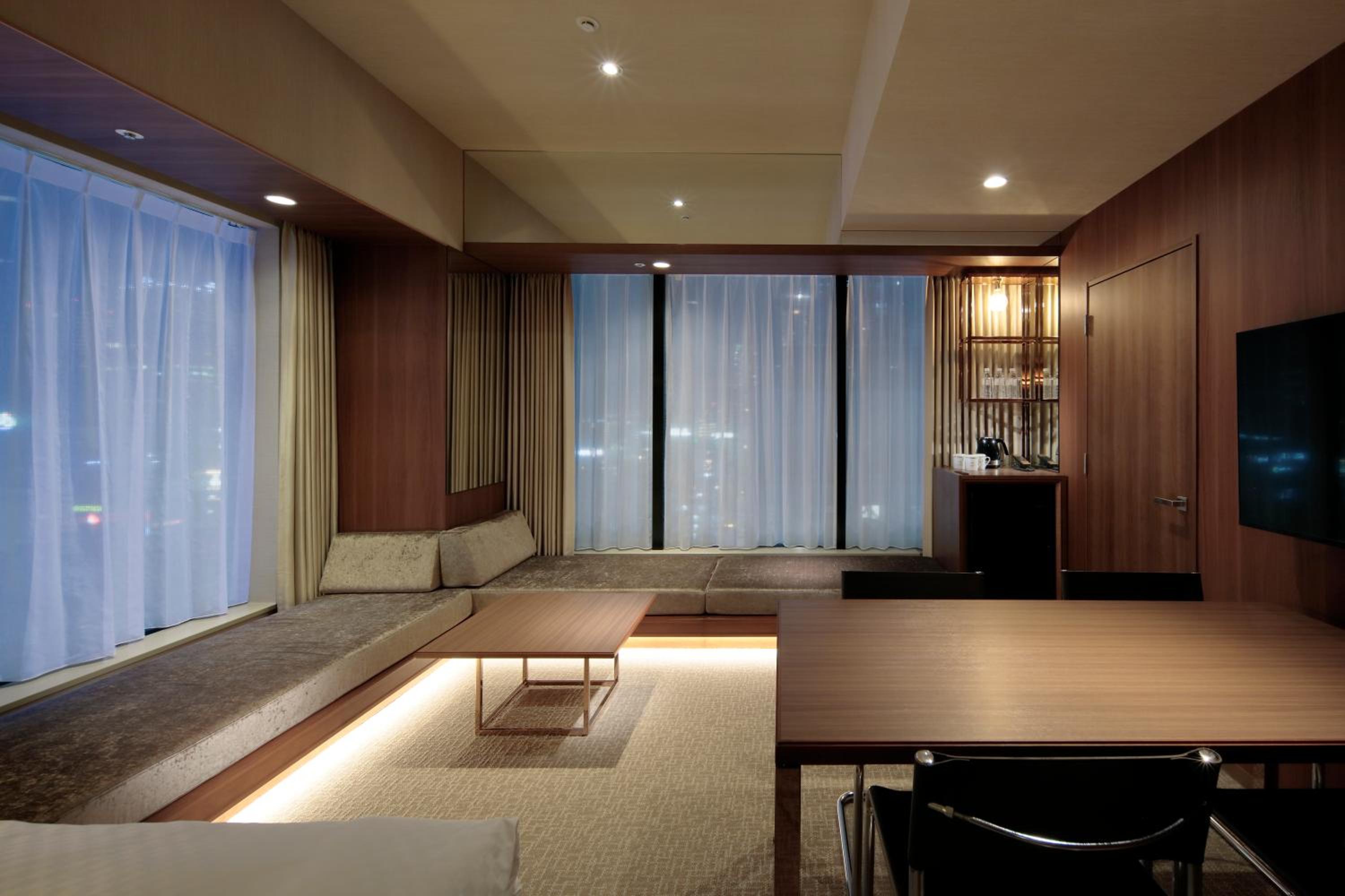 Deluxe Triple Room with Sofa Bed - Non-Smoking photo 3