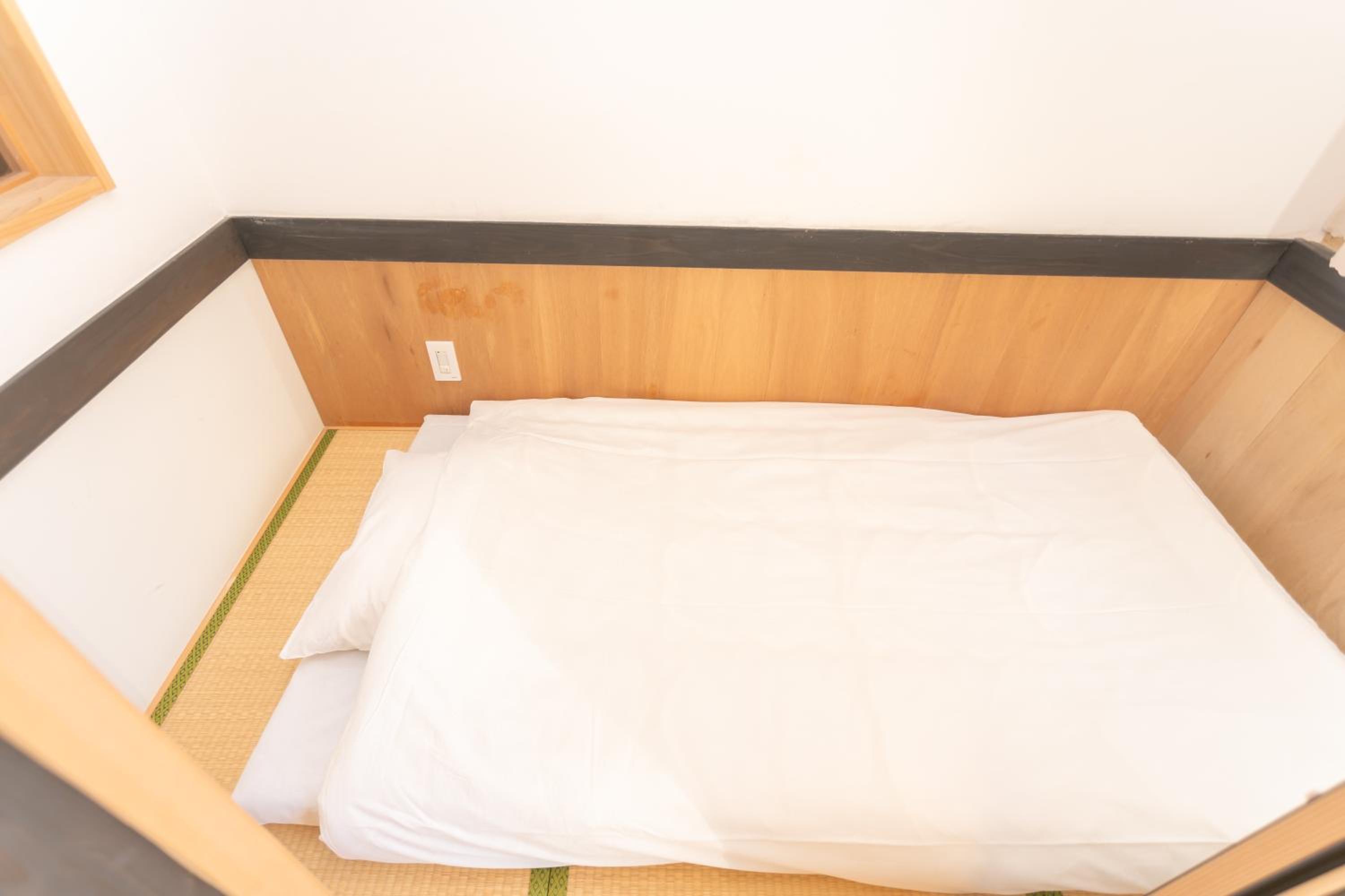 Japanese-Style Townhouse - Photo 104