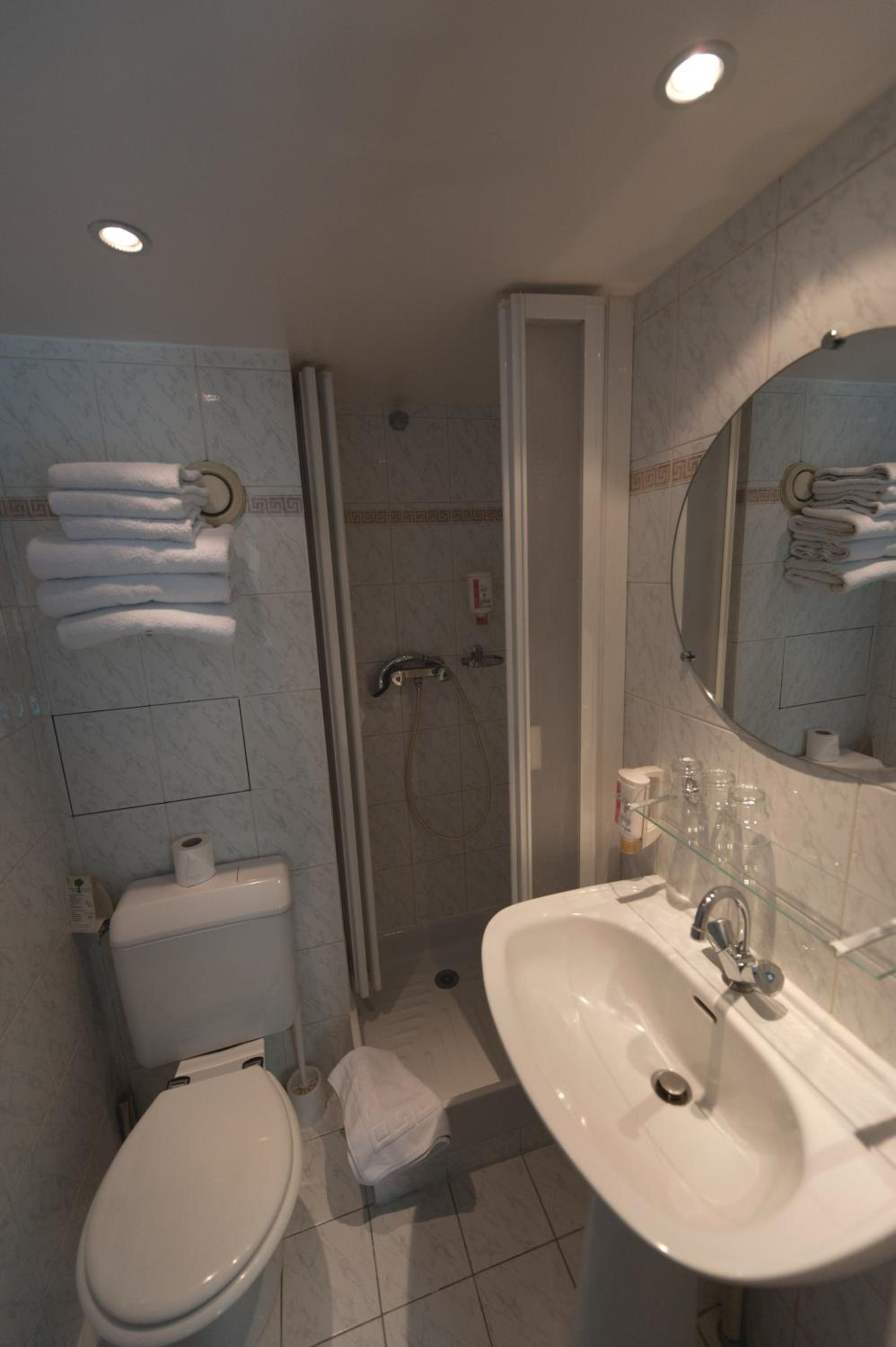Triple Room photo 2