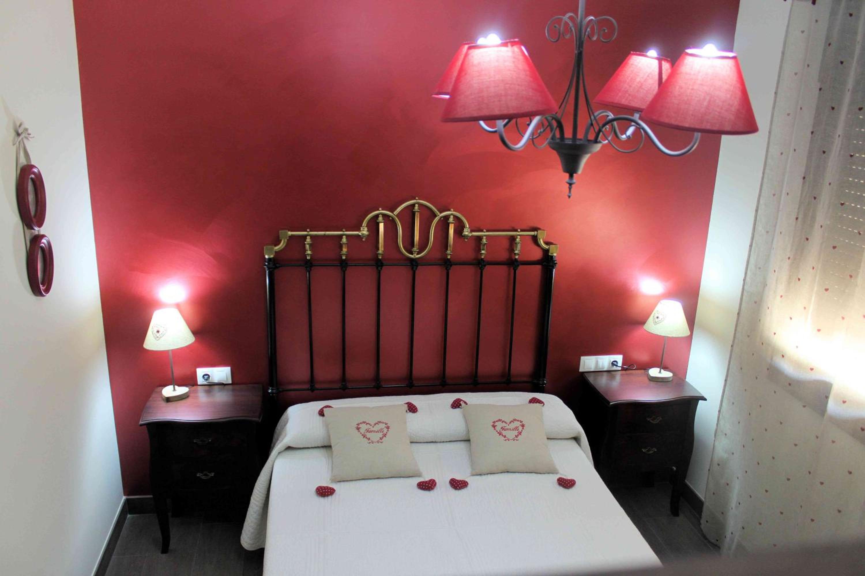 Double Room with Shared Bathroom photo 2