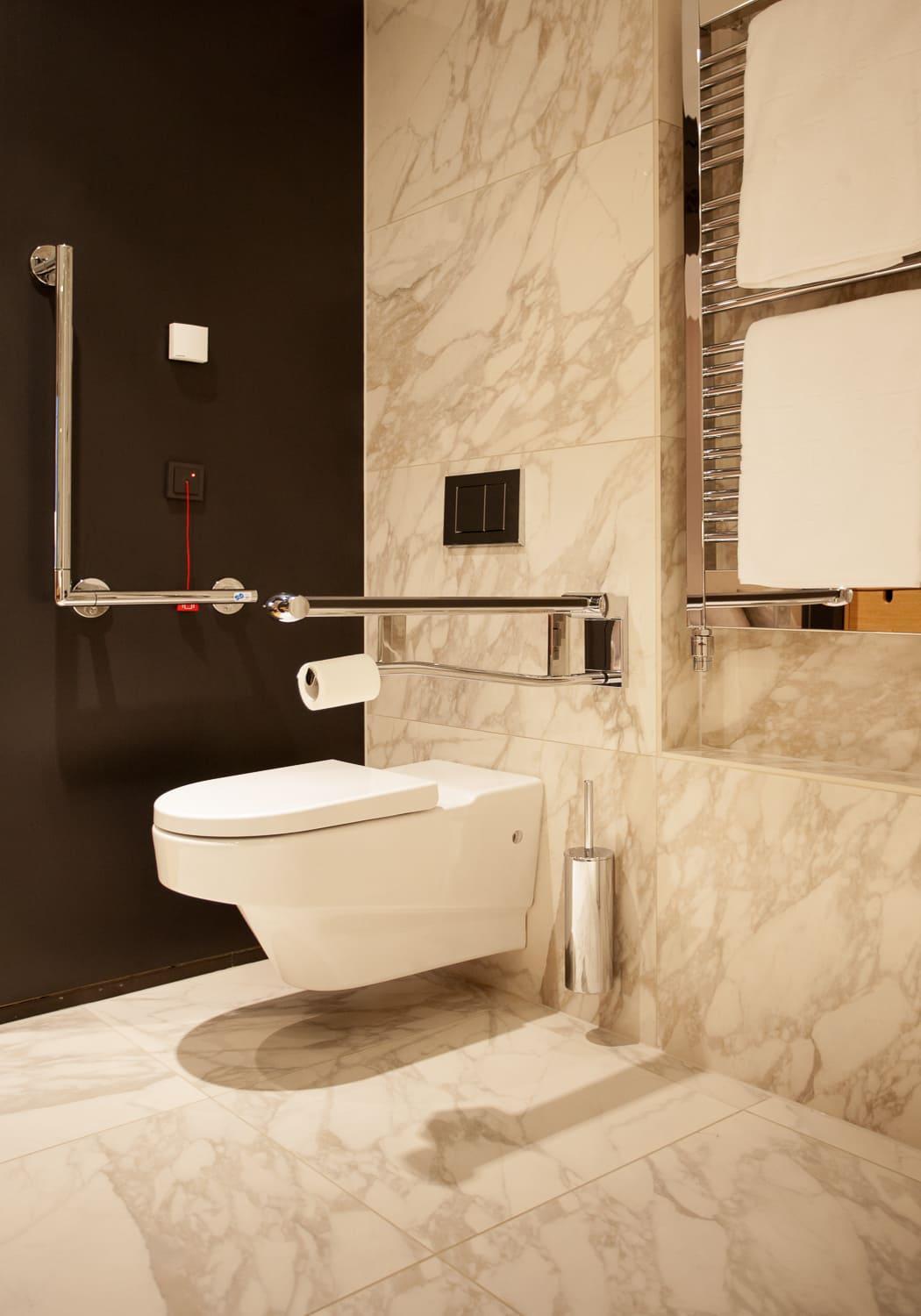 Deluxe Double Room - Disability Access First Floor thumbnail 5