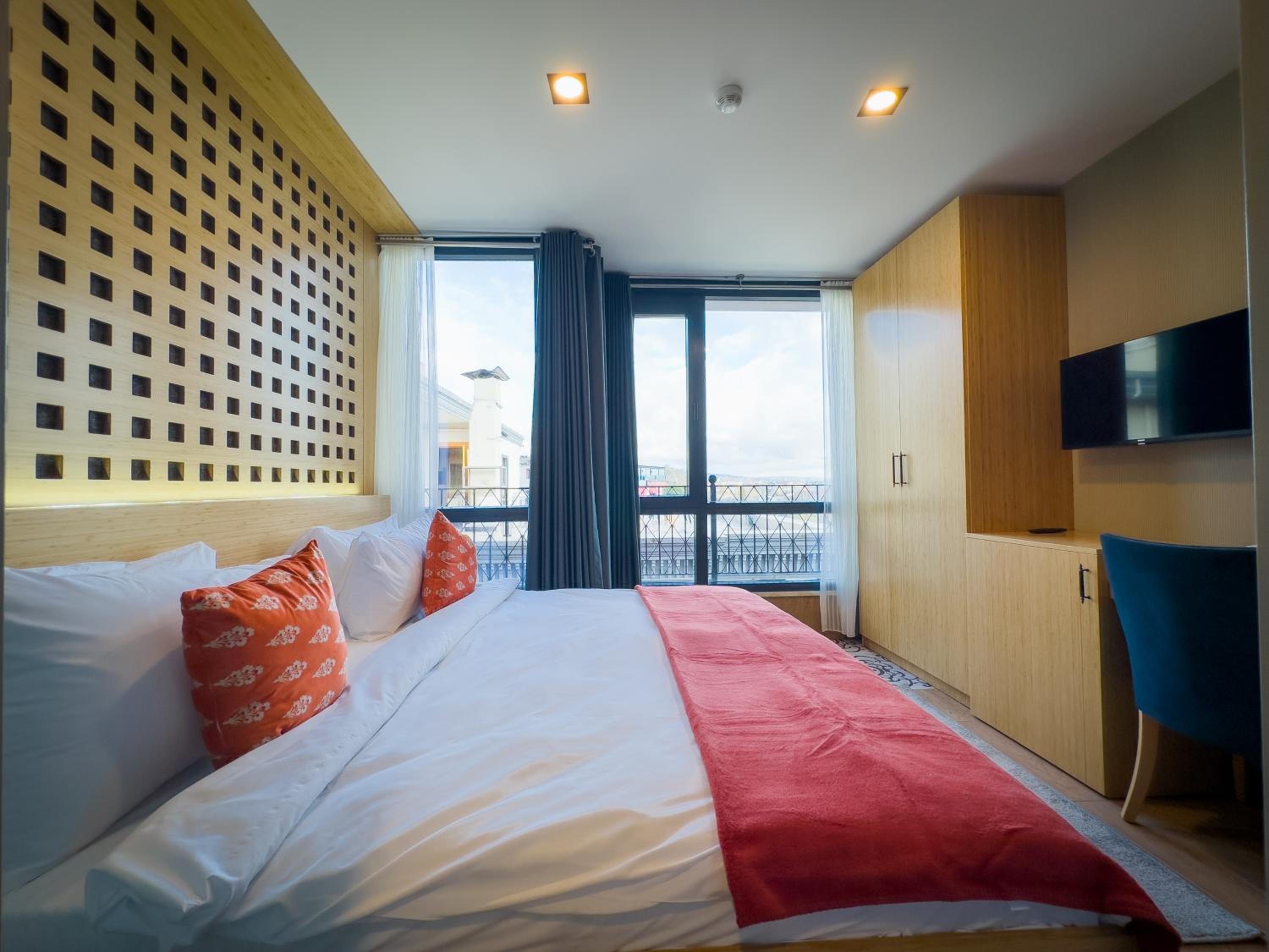 Standard Double or Twin Room photo 3