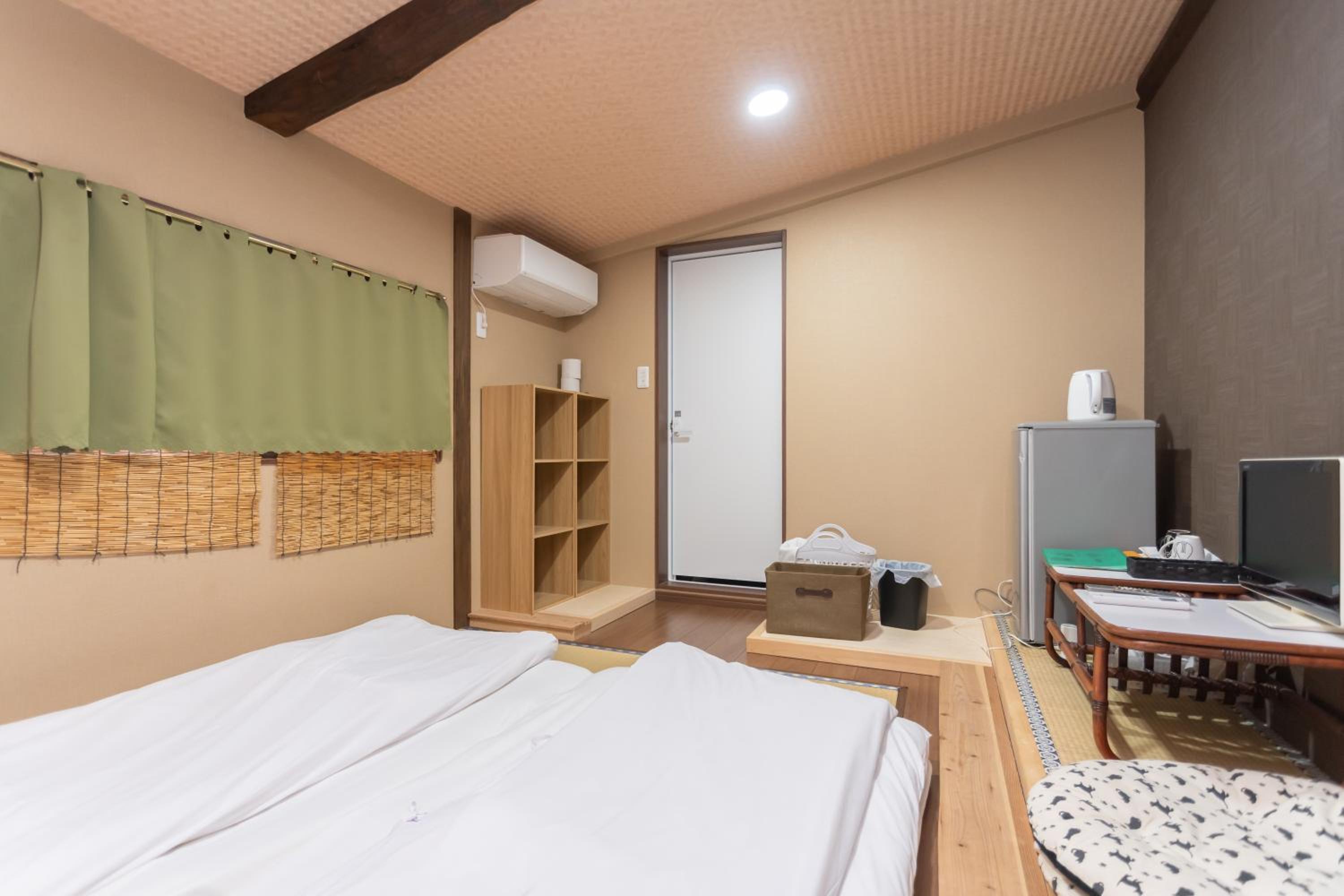 Three-Bedroom House - Photo 92