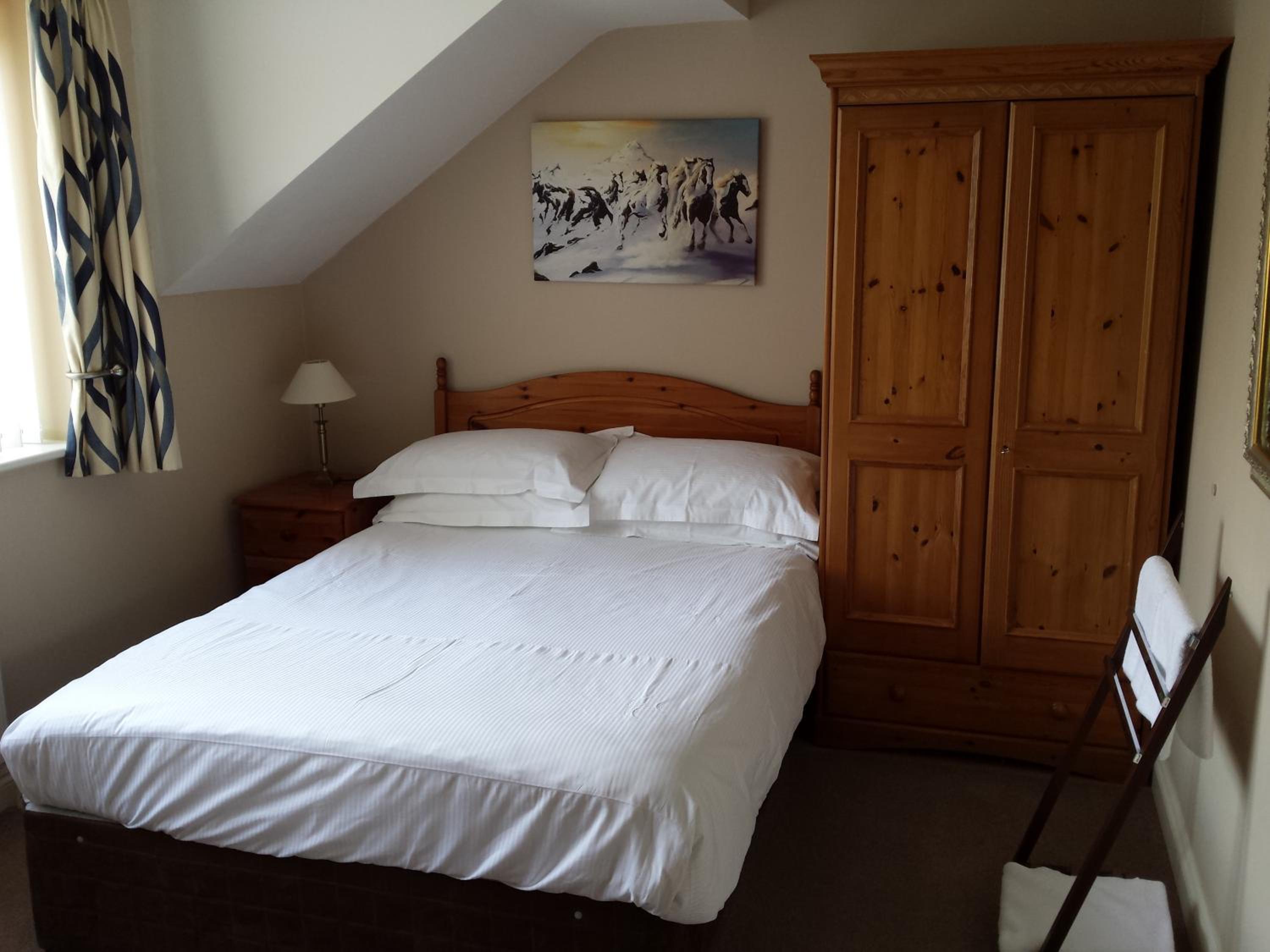 Double Room - Photo 2