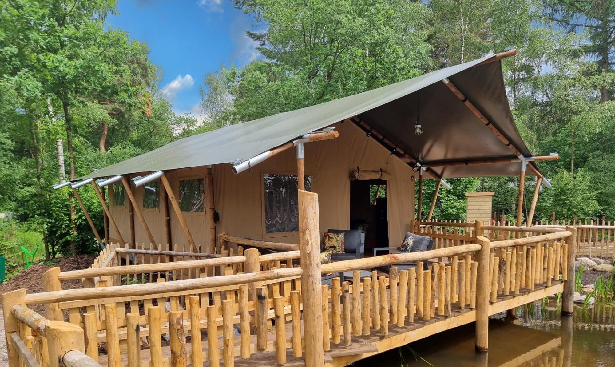 Tent 10 photo 3