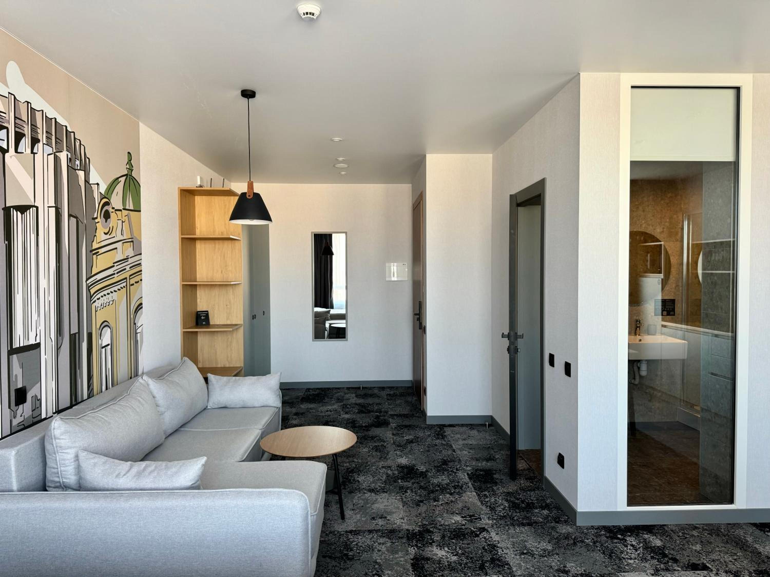 Studio Apartment photo 1