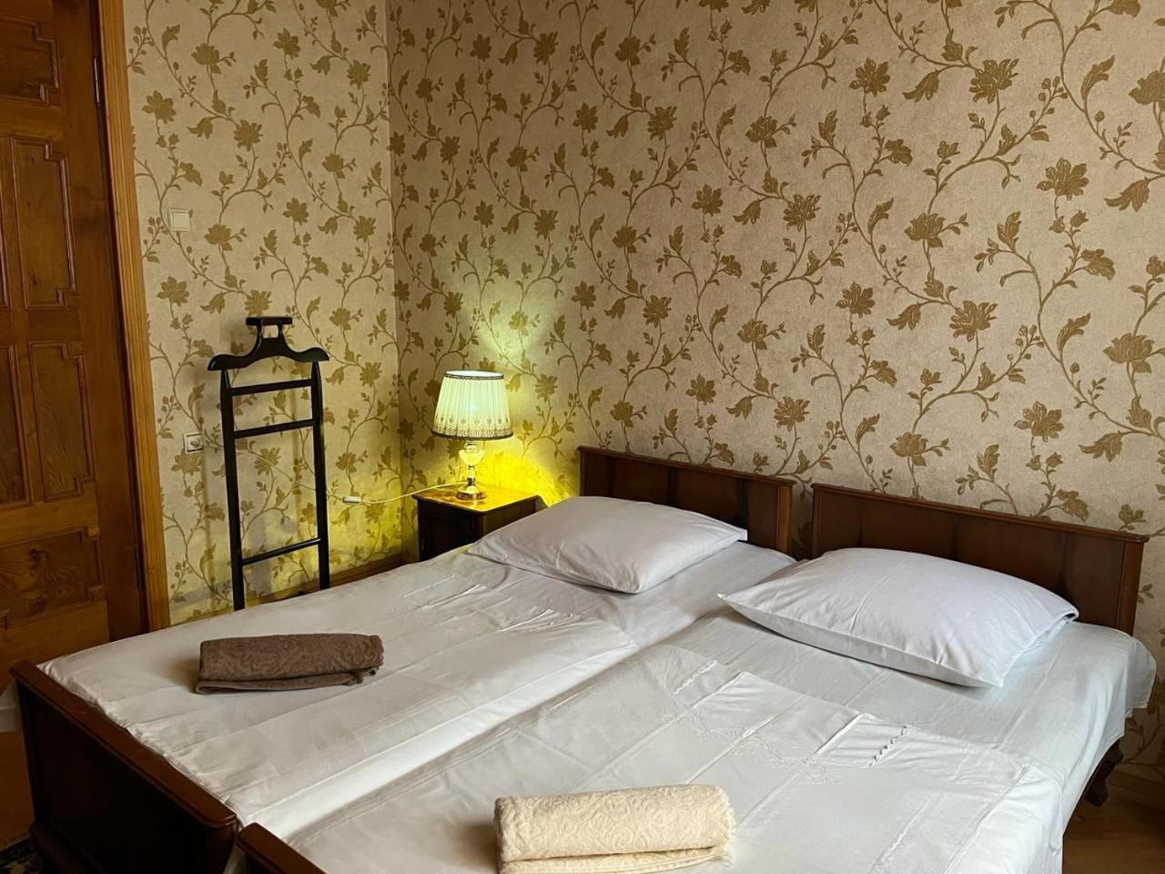 Large Twin Room