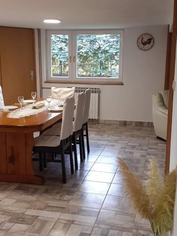 Four-Bedroom House - Photo 8