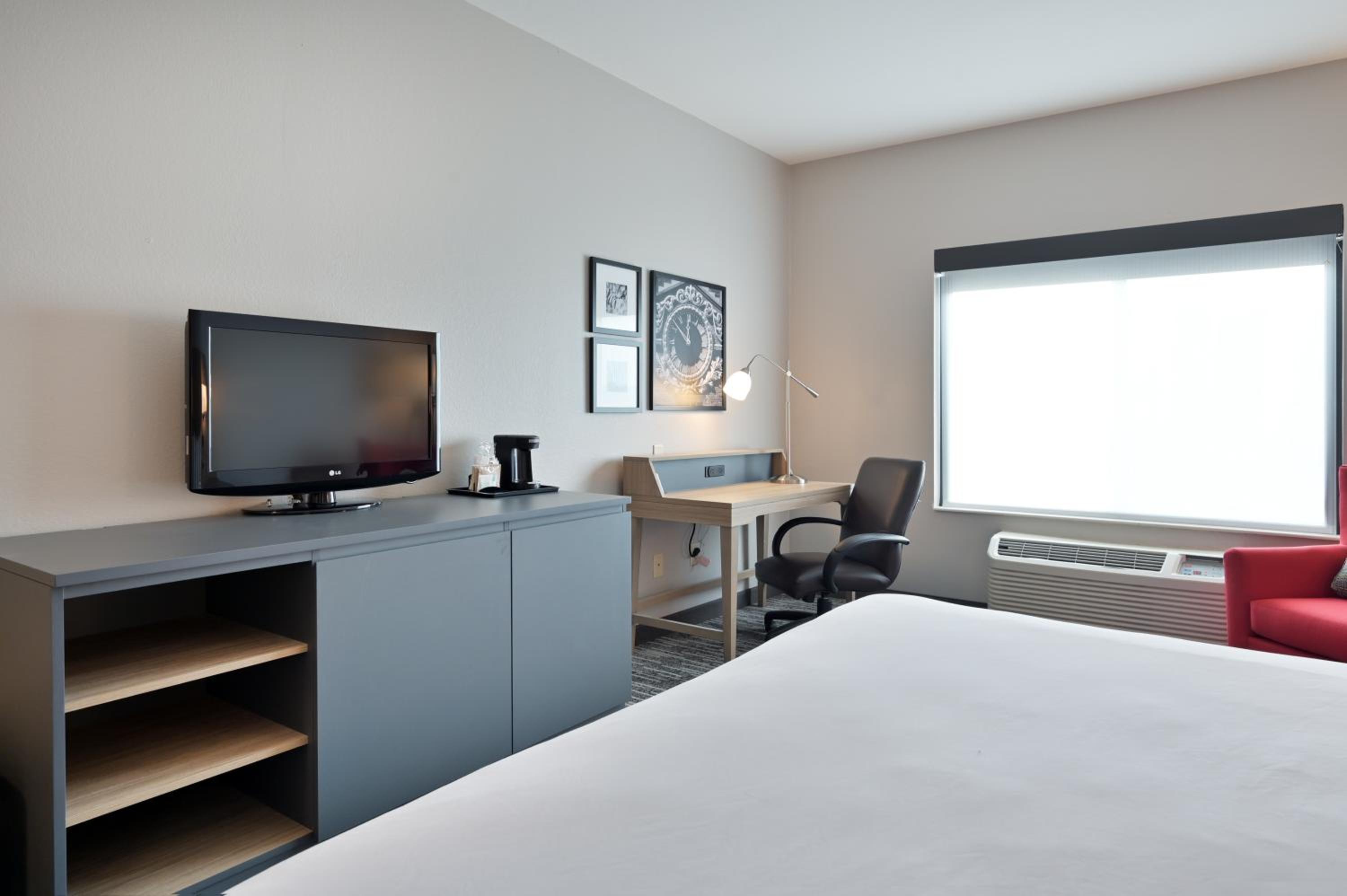King Room - Disability Access - Photo 1