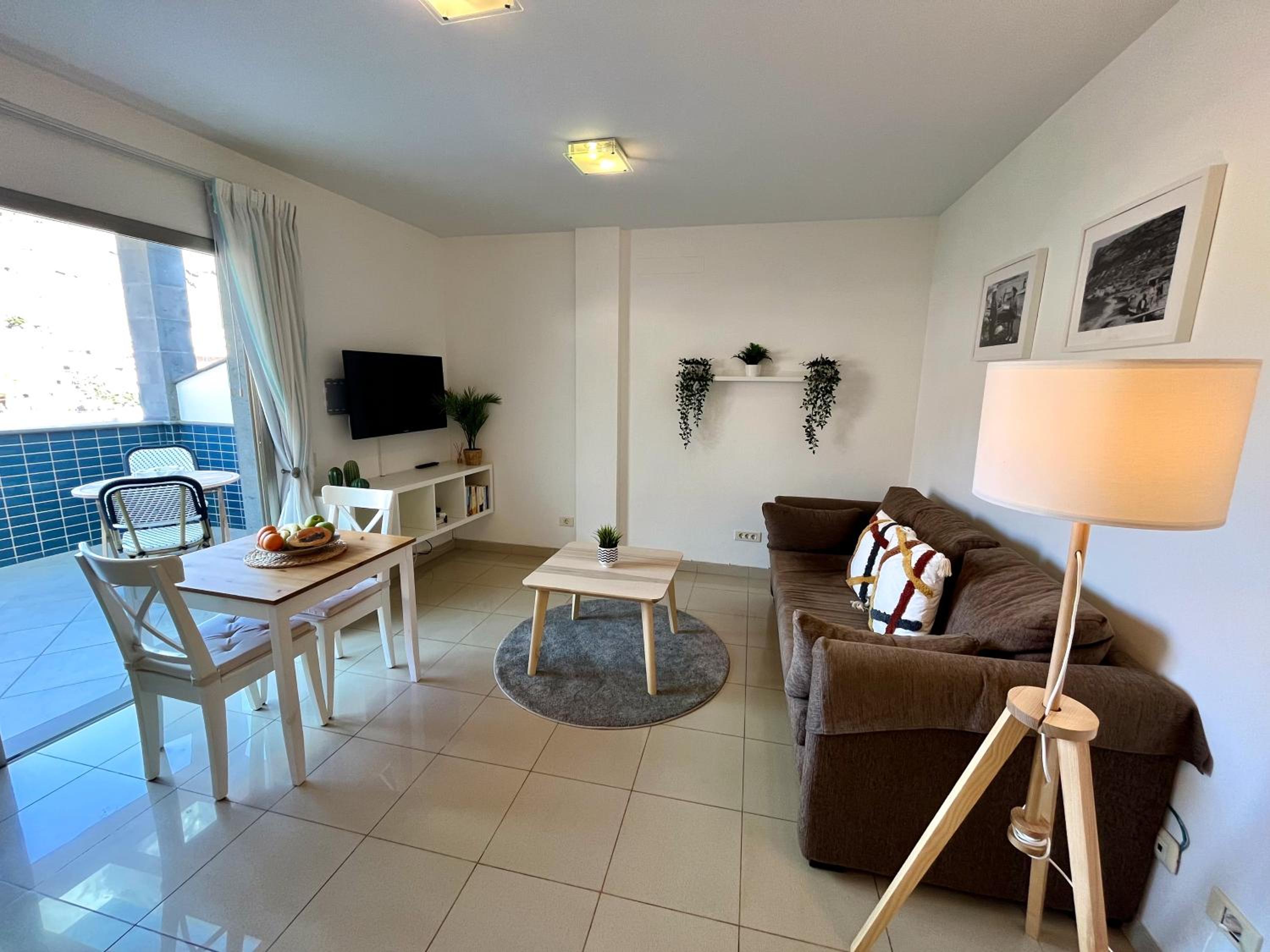 One-Bedroom Apartment photo 3