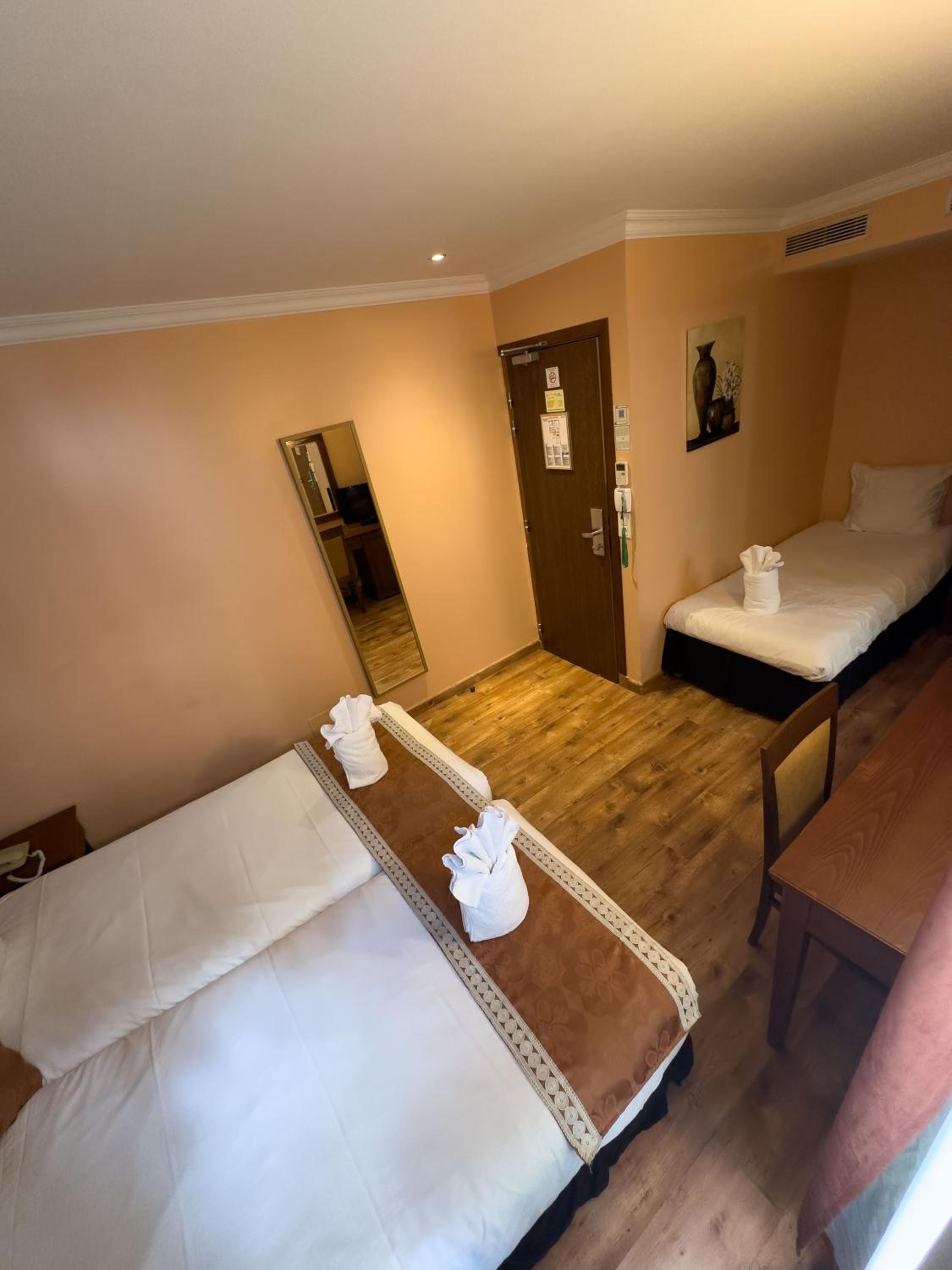 Triple Room photo 1