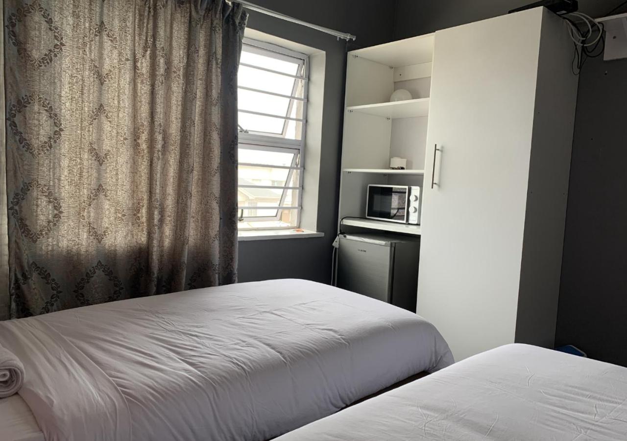 Standard Triple Room - Photo 3