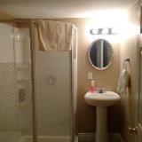Queen Room with Shared Bathroom photo 2
