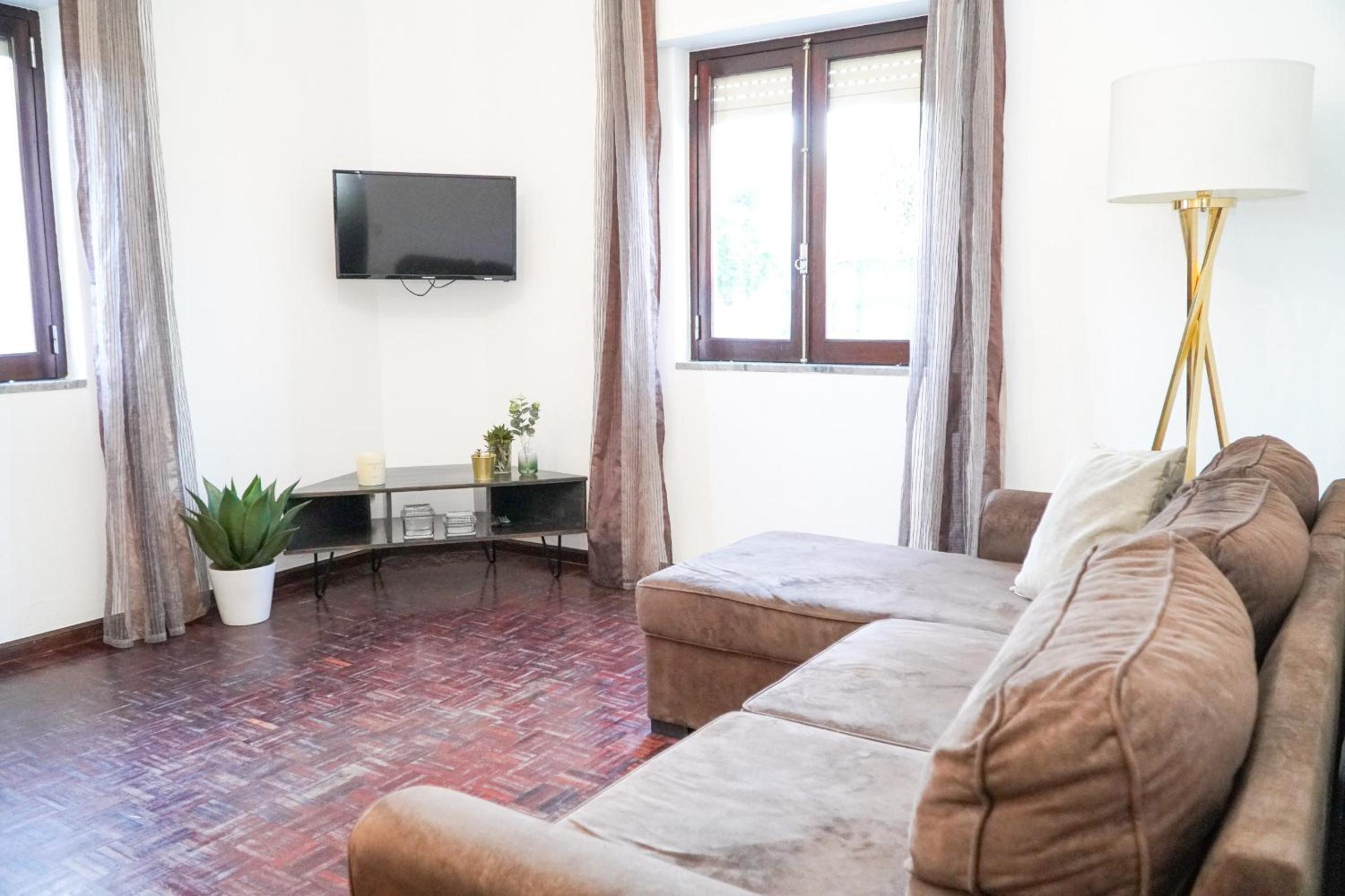 Apartment with Balcony