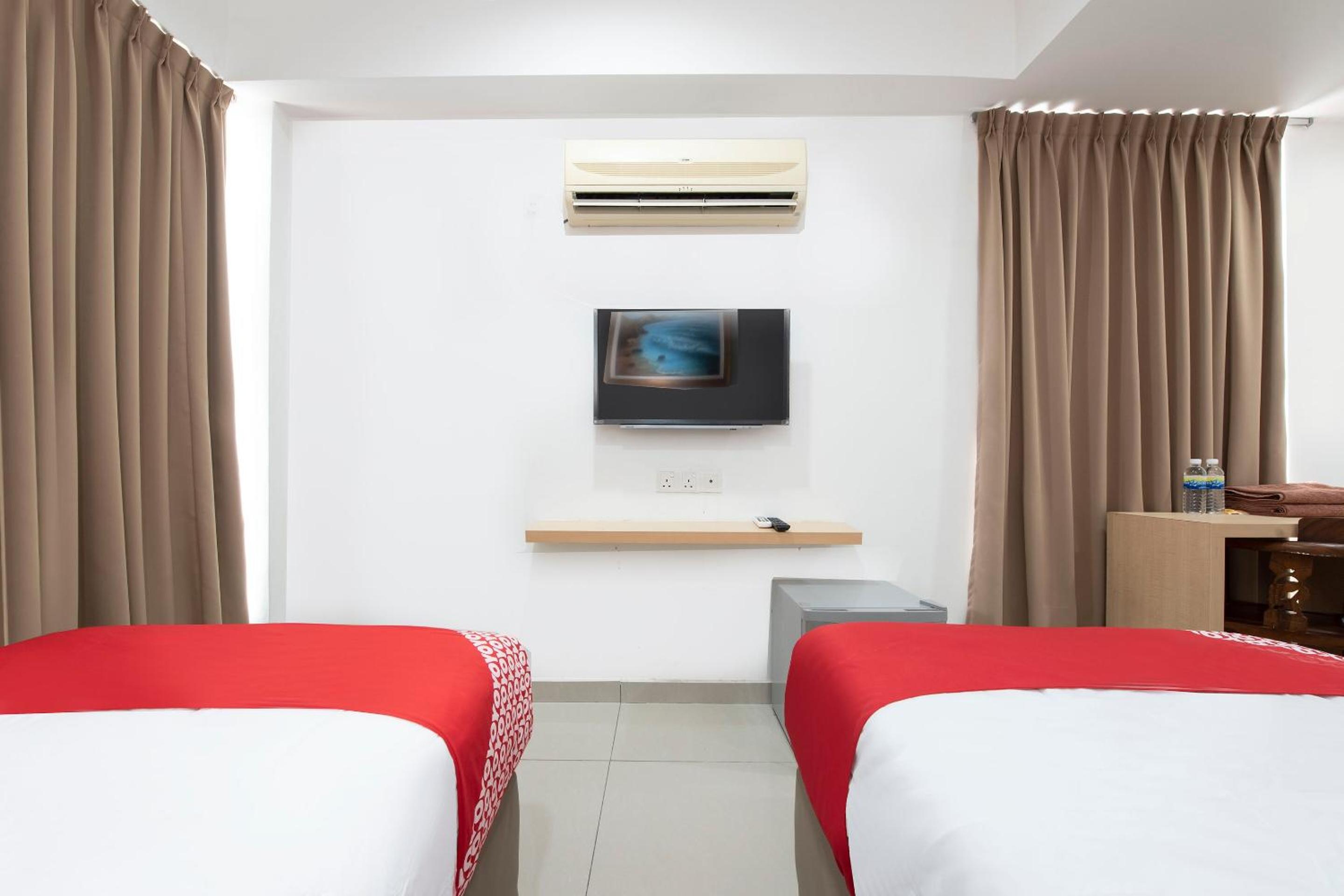 Deluxe Twin Room - Photo 5
