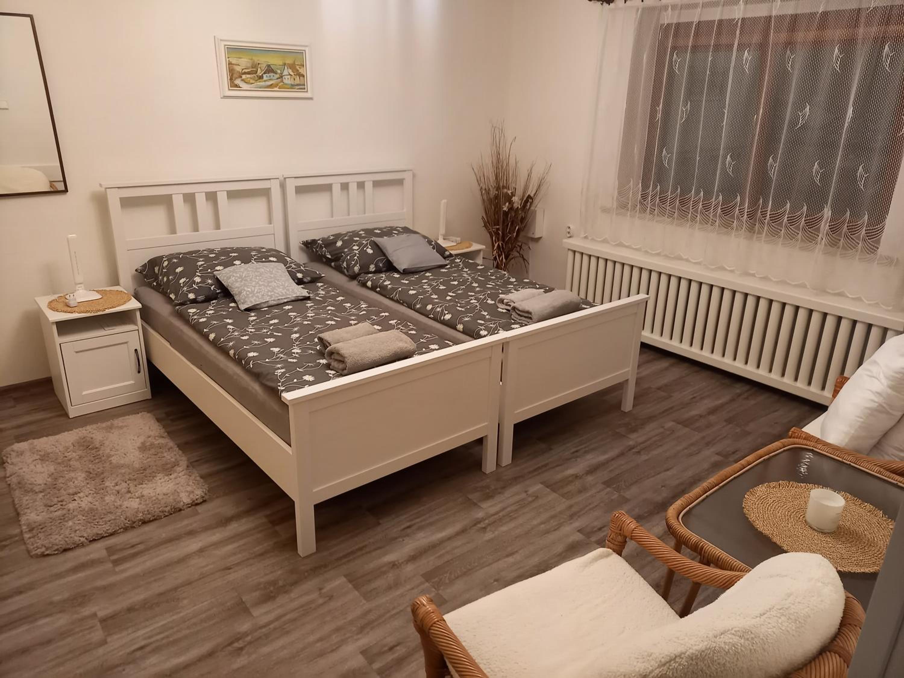 Apartment with Balcony photo 2