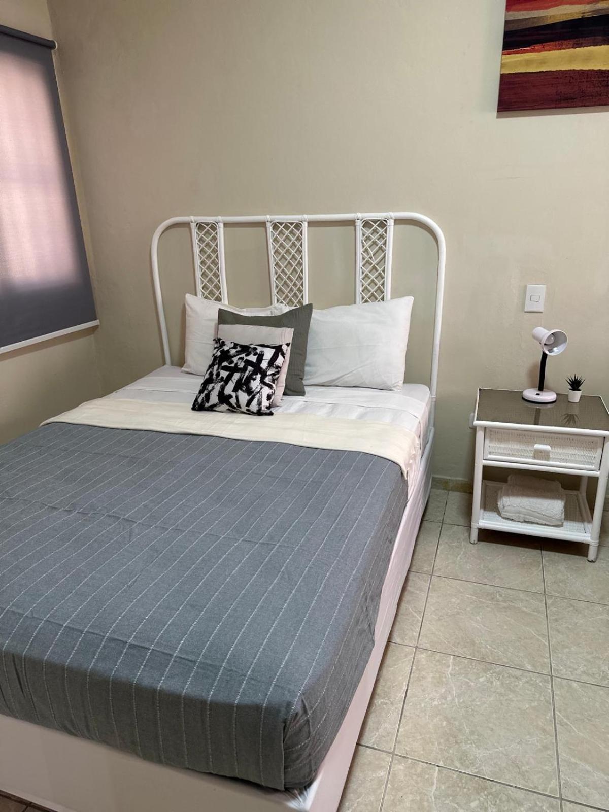 Standard Queen Room photo 3