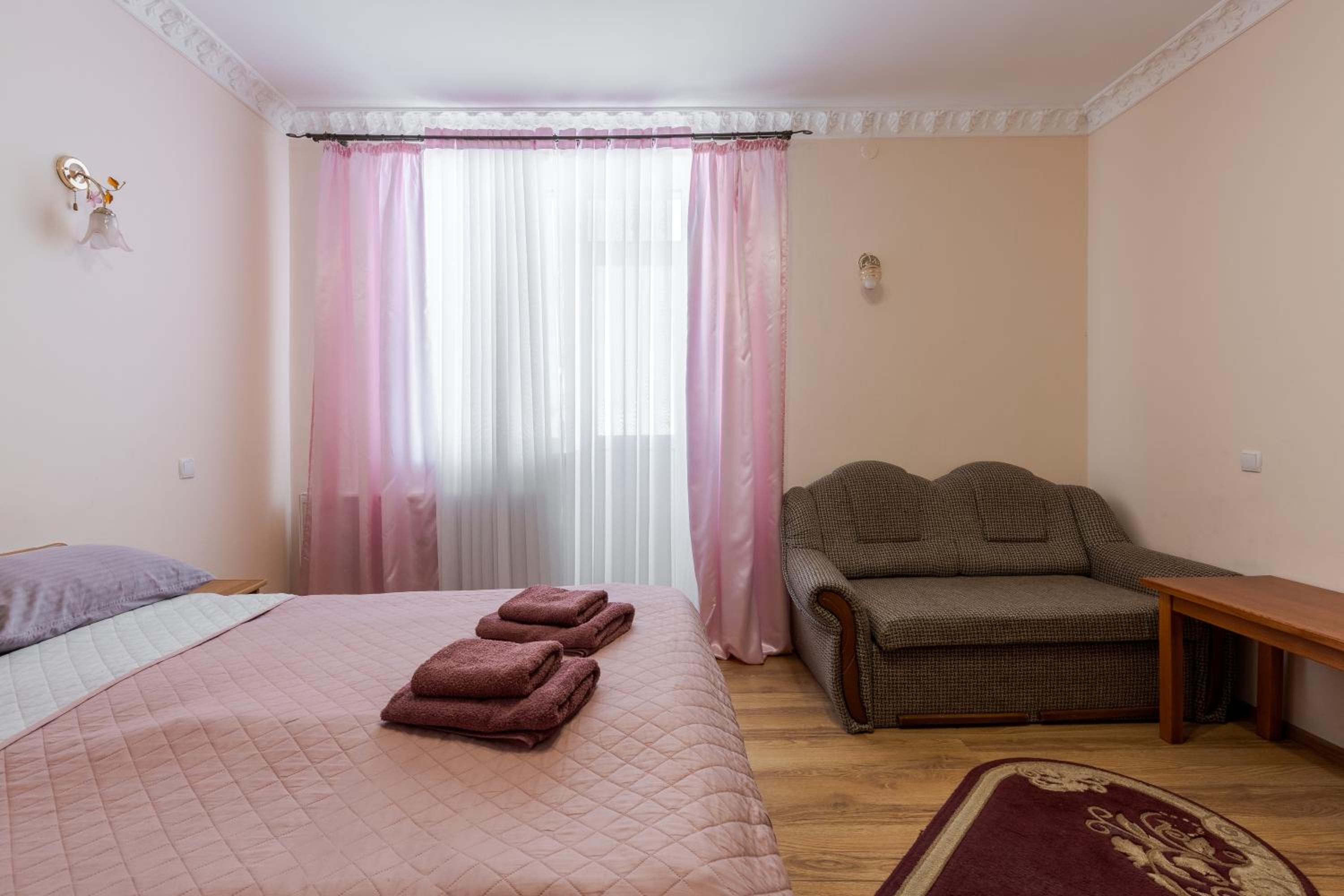 Double Room with Balcony photo 2