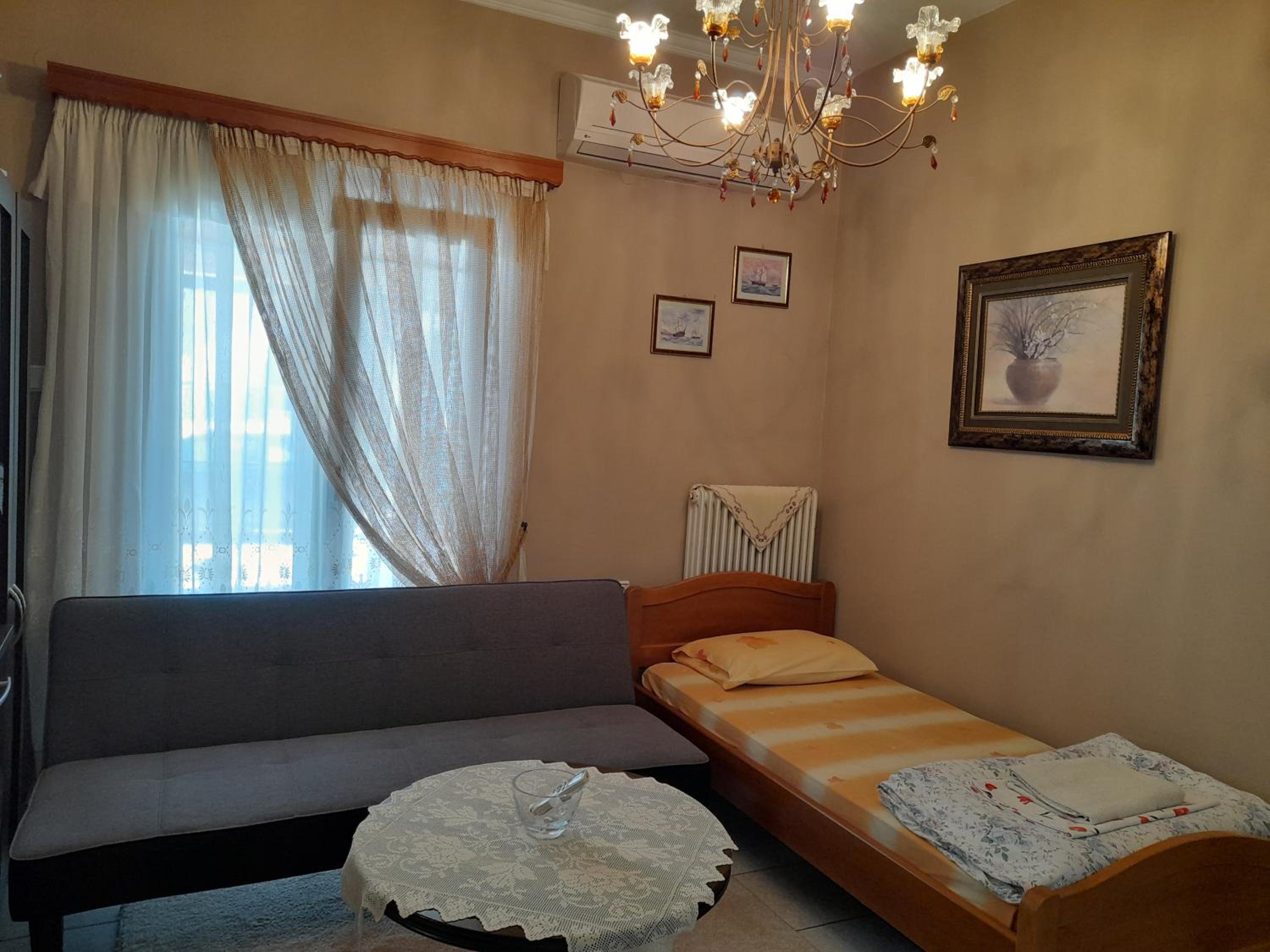 Apartment - Photo 2
