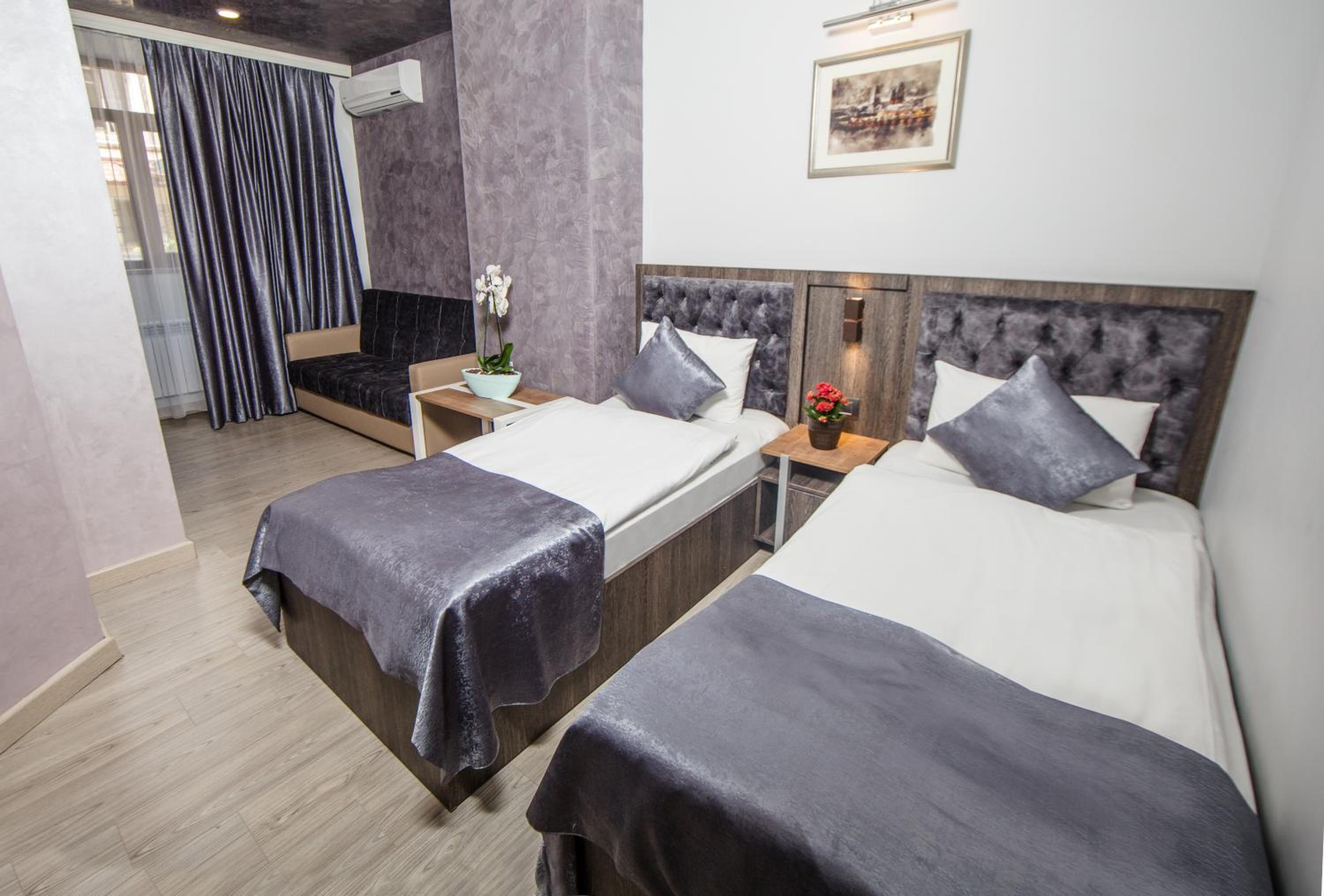 Deluxe Double Room With Two Double Beds