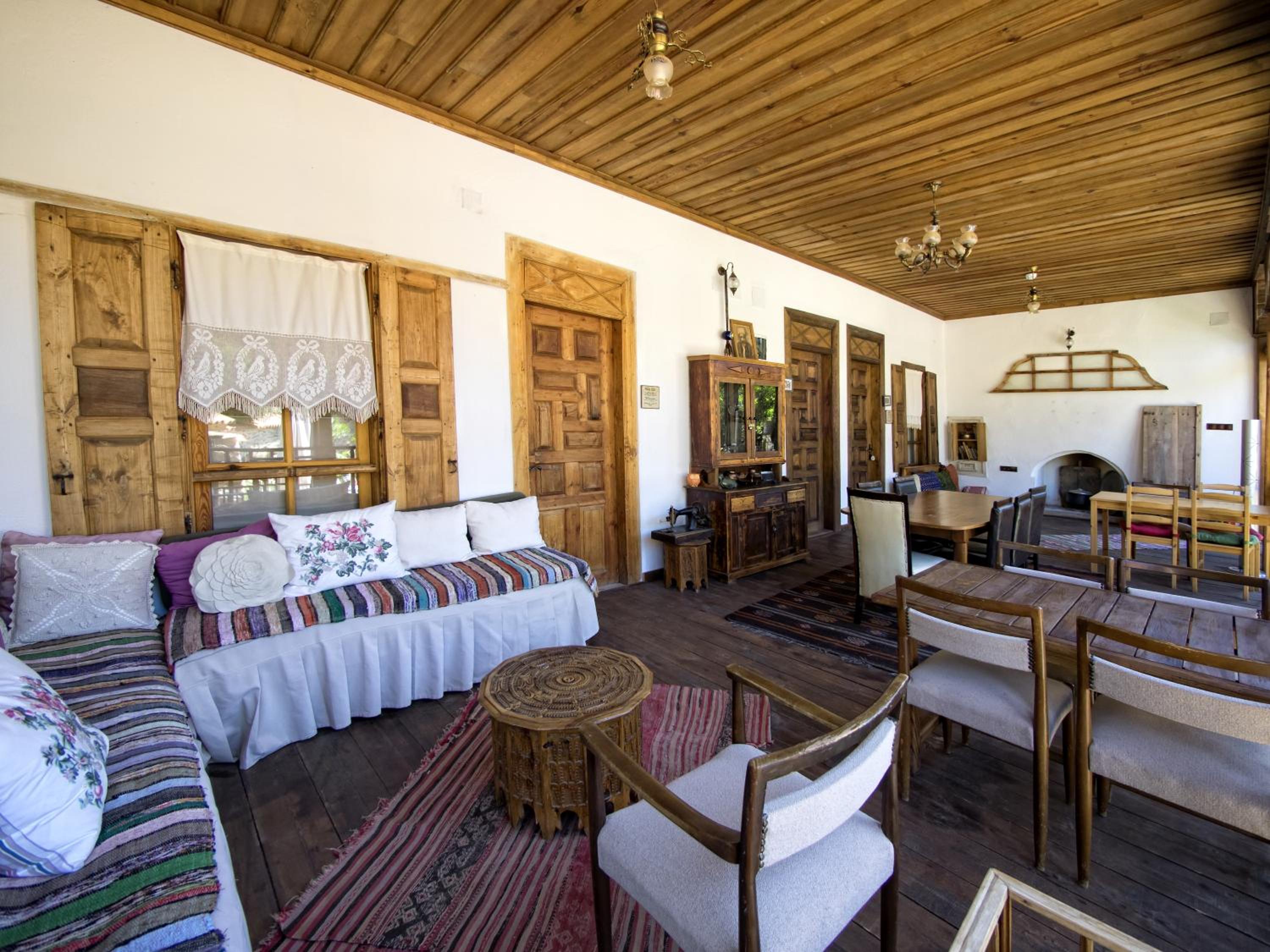 Double Or Twin Room With Private Terrace (Arekhna) photo 3