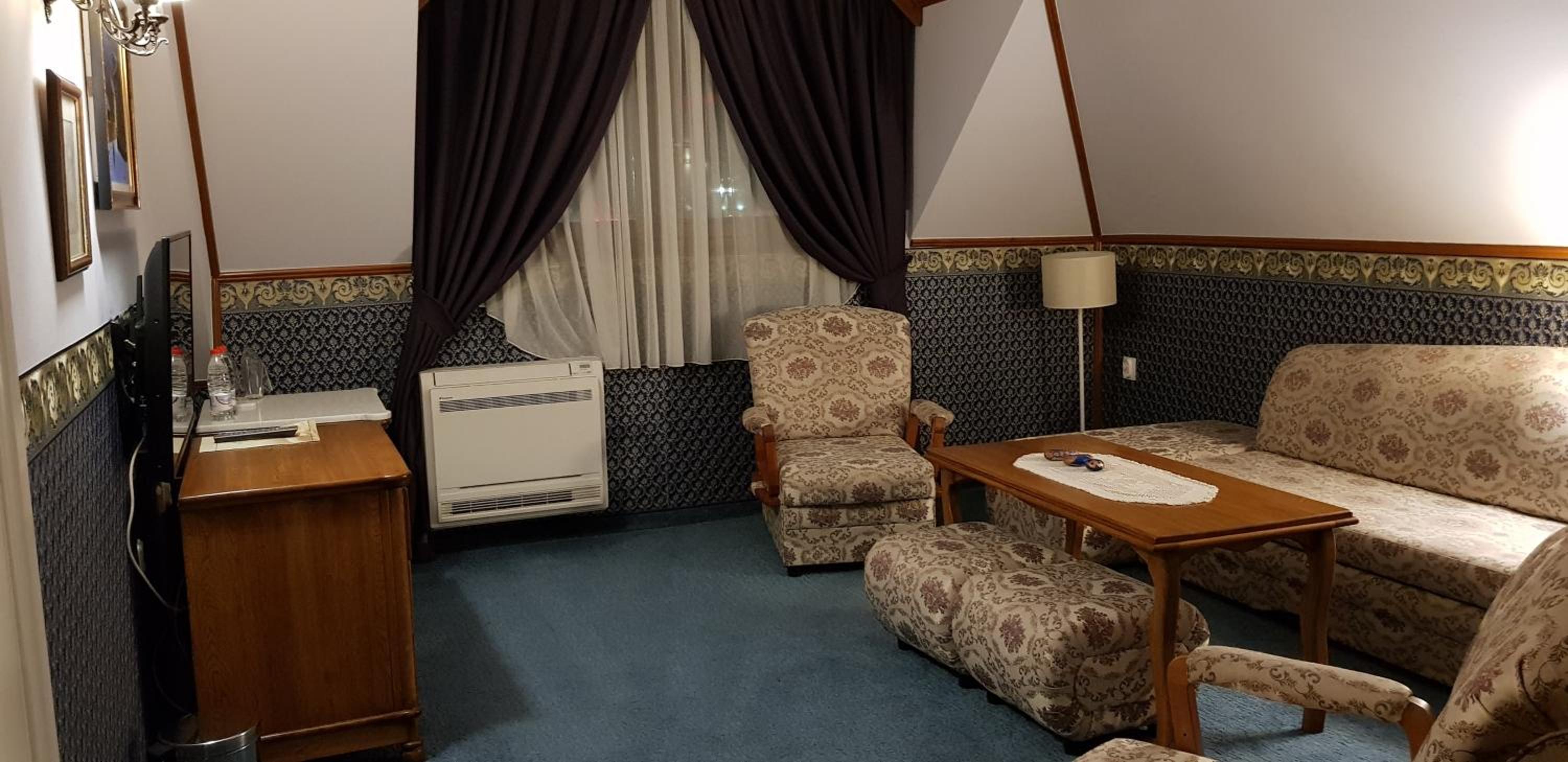 Suite photo 1