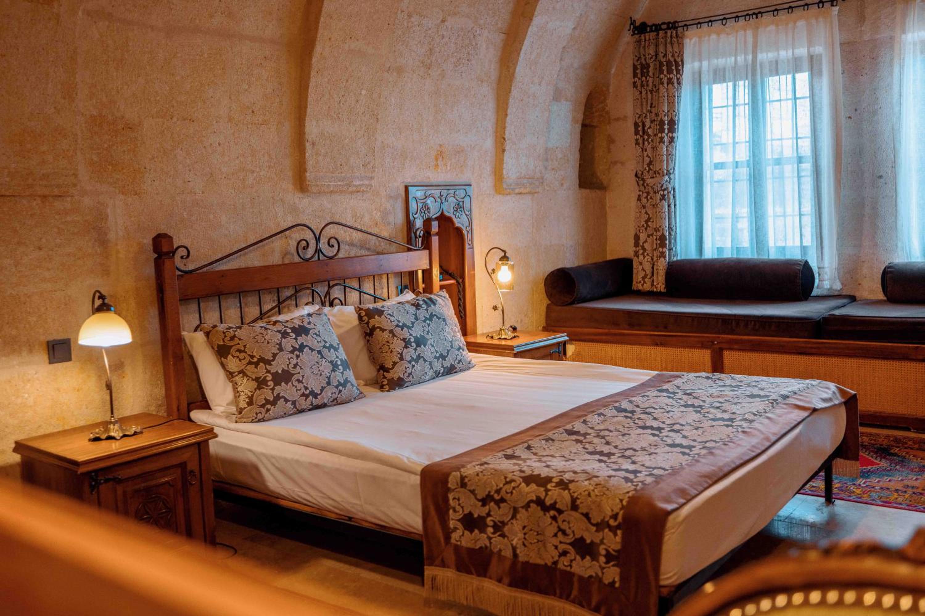 Cave Suite - Photo 15