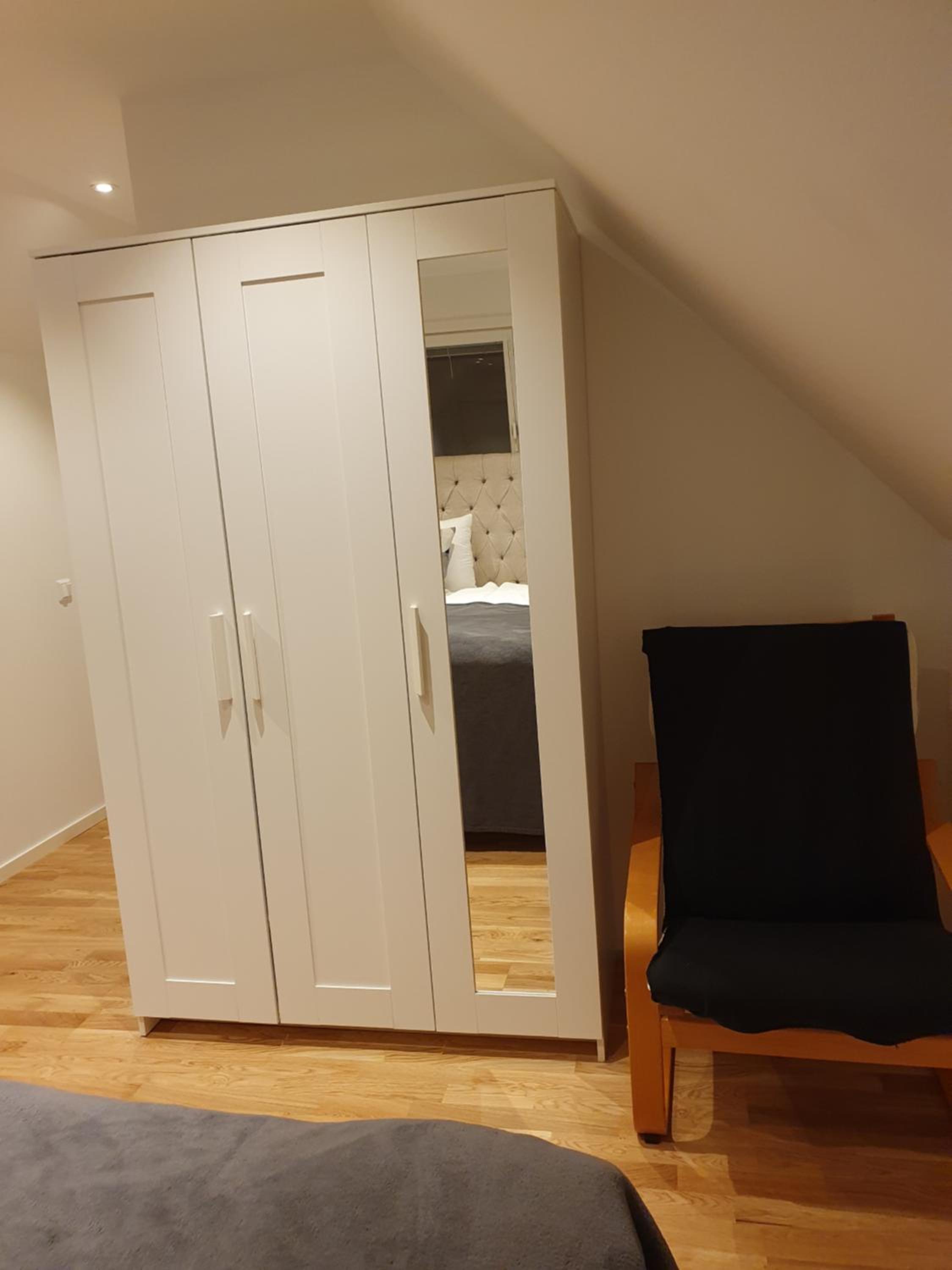 Double Room With Shared Bathroom photo 2