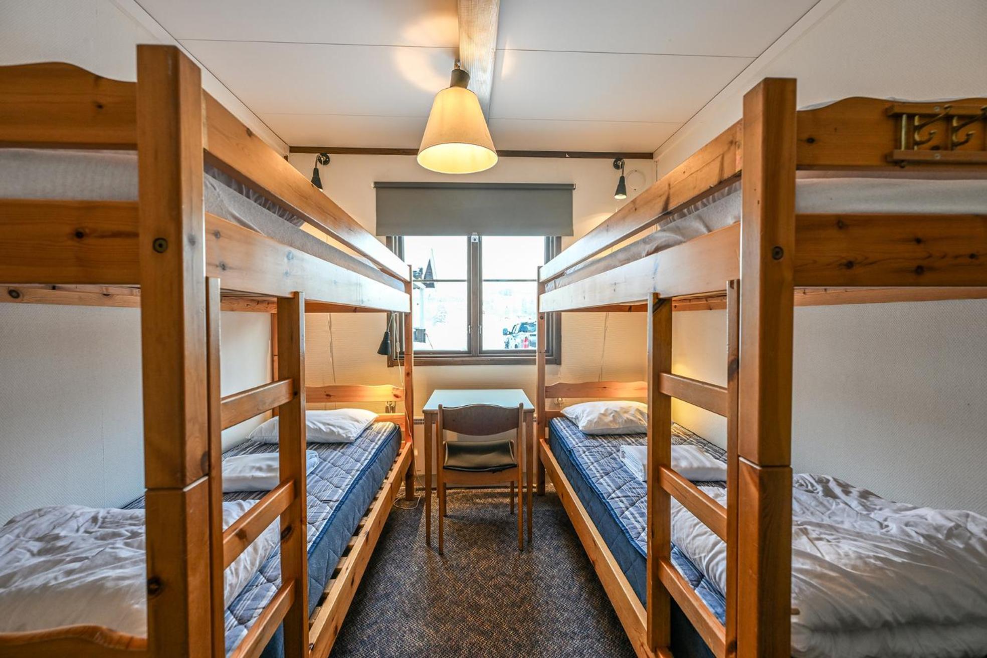 Economy Quadruple Room with Shared Bathroom photo 3