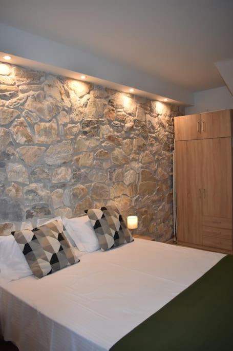 Villa photo 1