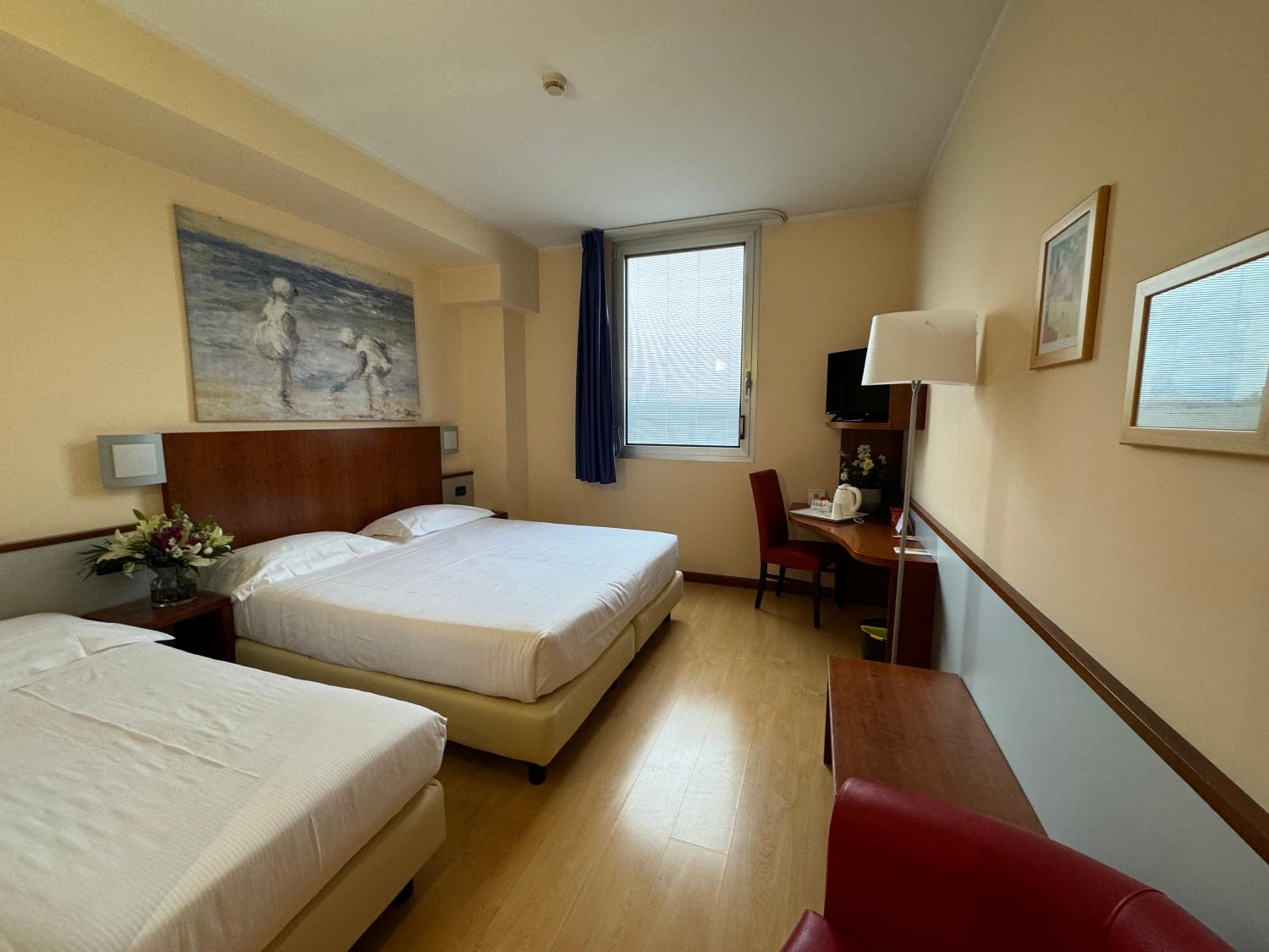 Classic Triple Room - Photo 1