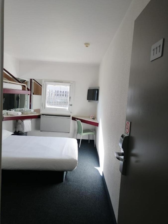Standard Triple Room - Photo 5