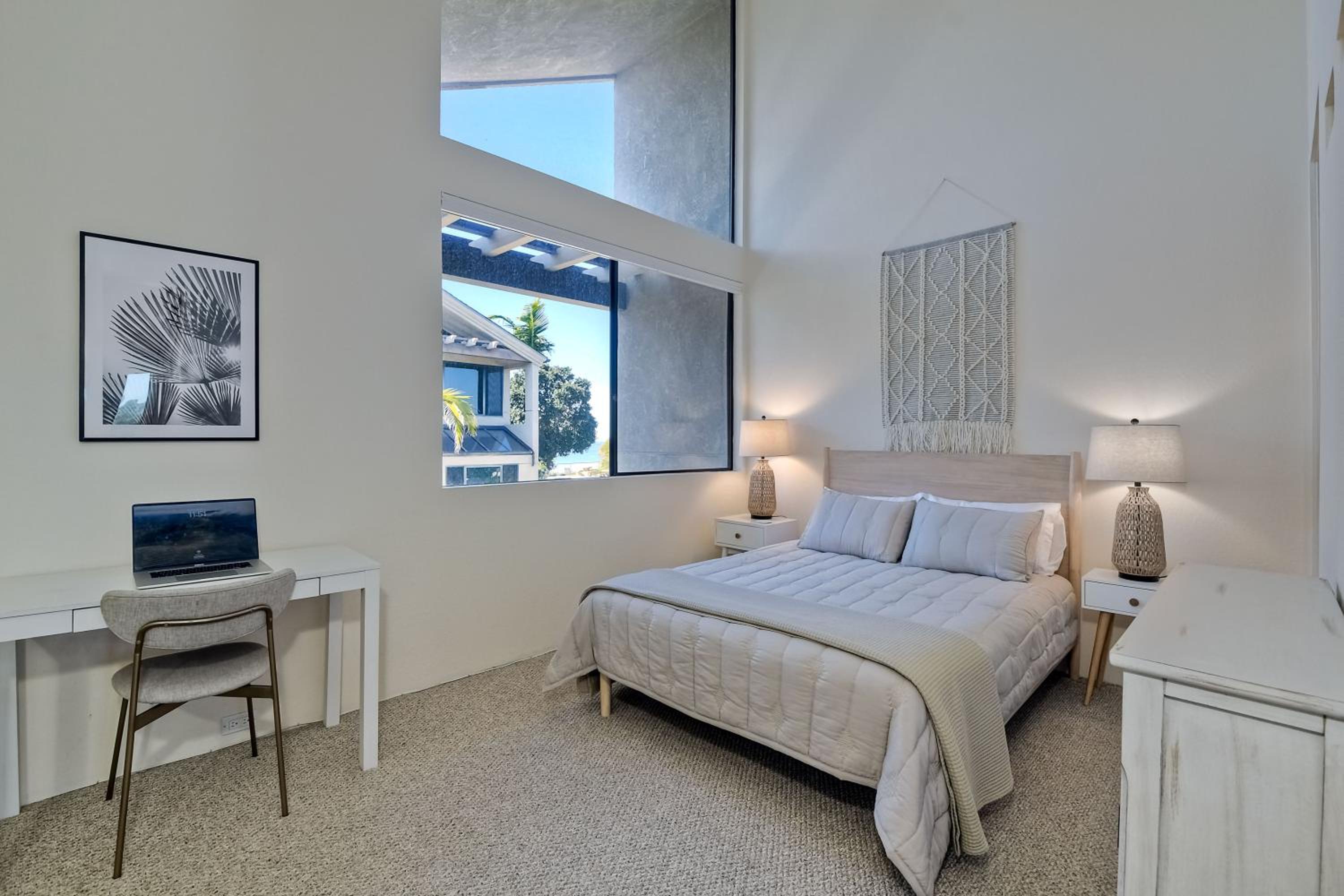 Apartment with Sea View photo 2