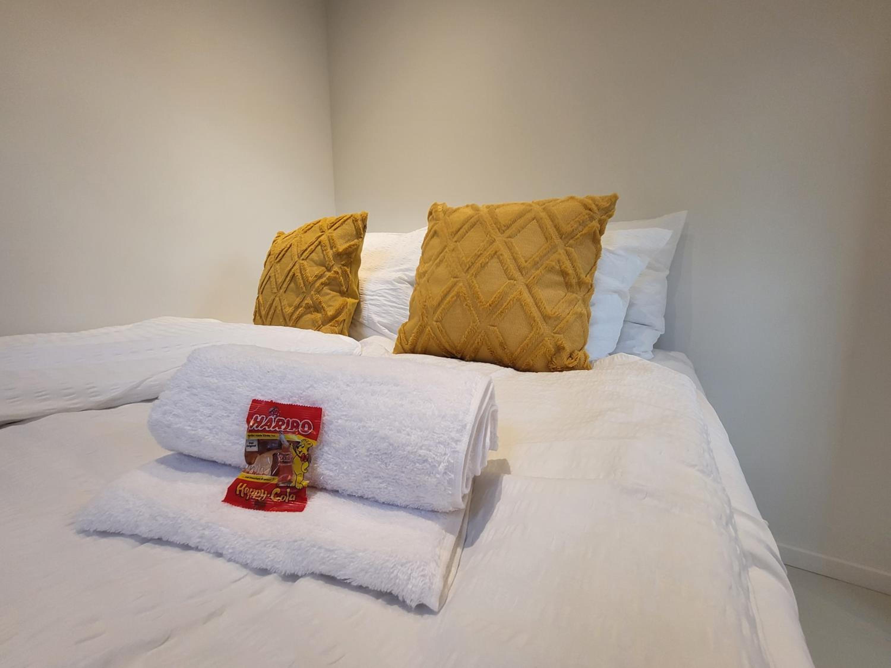 Deluxe King Suite photo 1