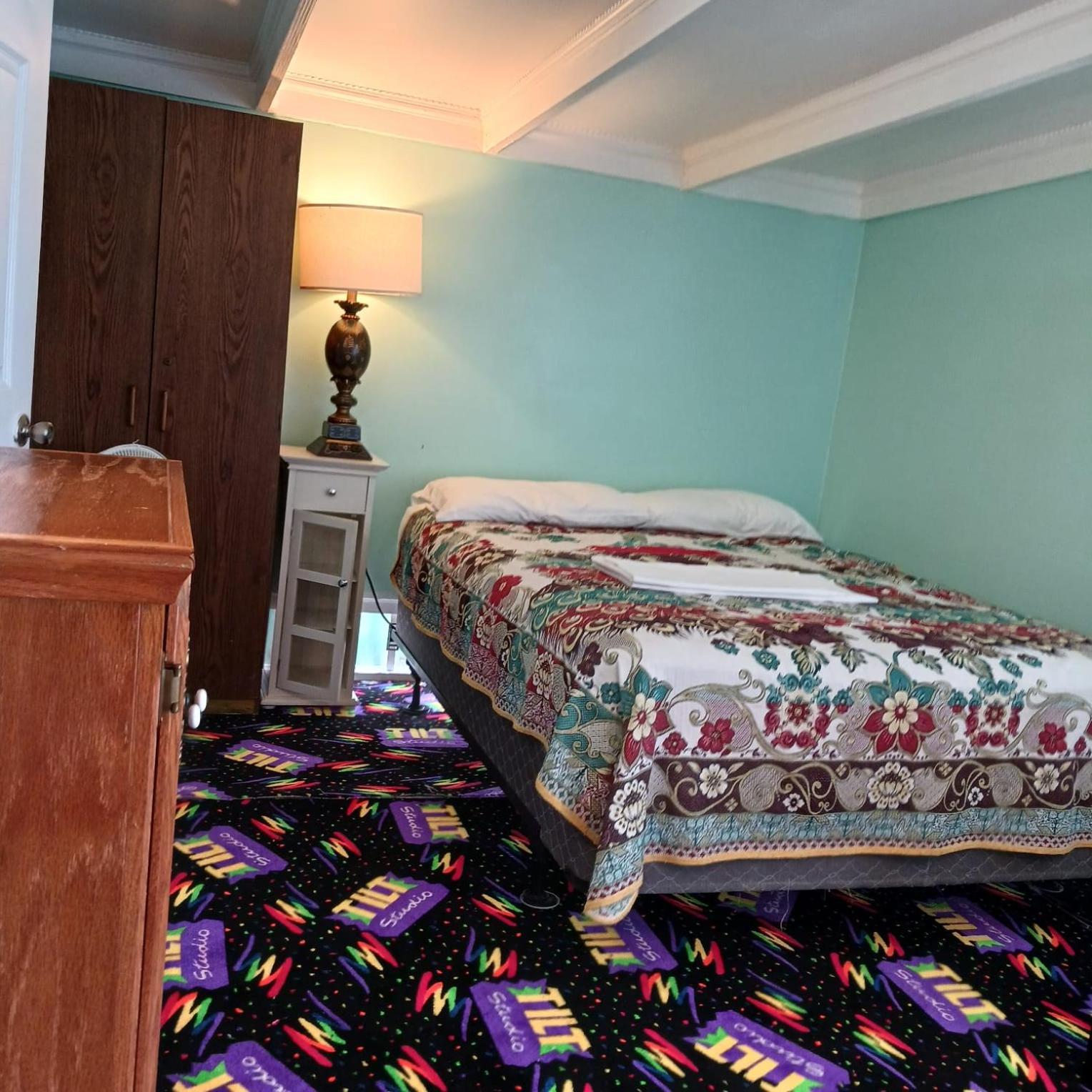 Studio Apartment photo 1