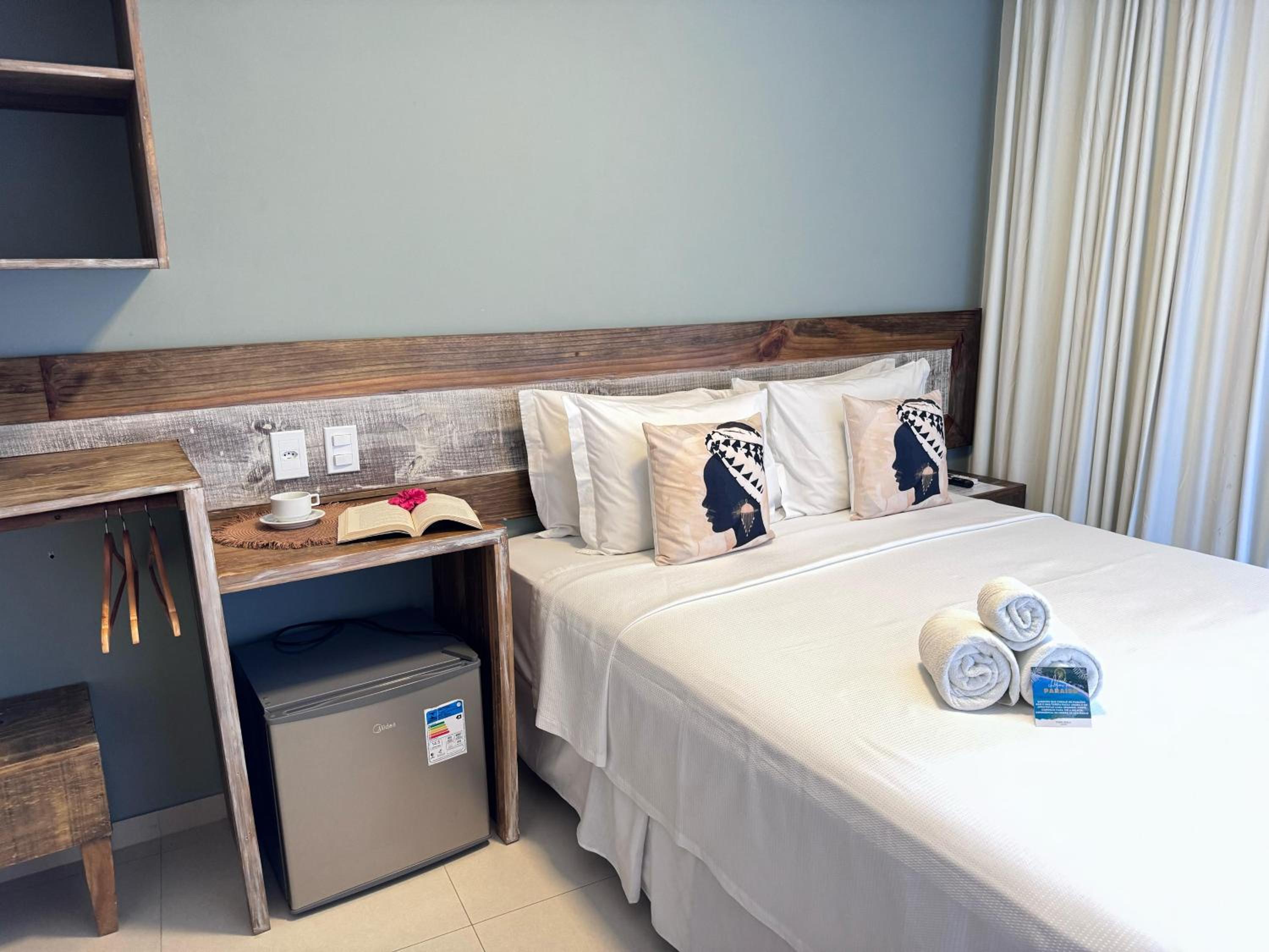 Deluxe Queen Room - Photo 2
