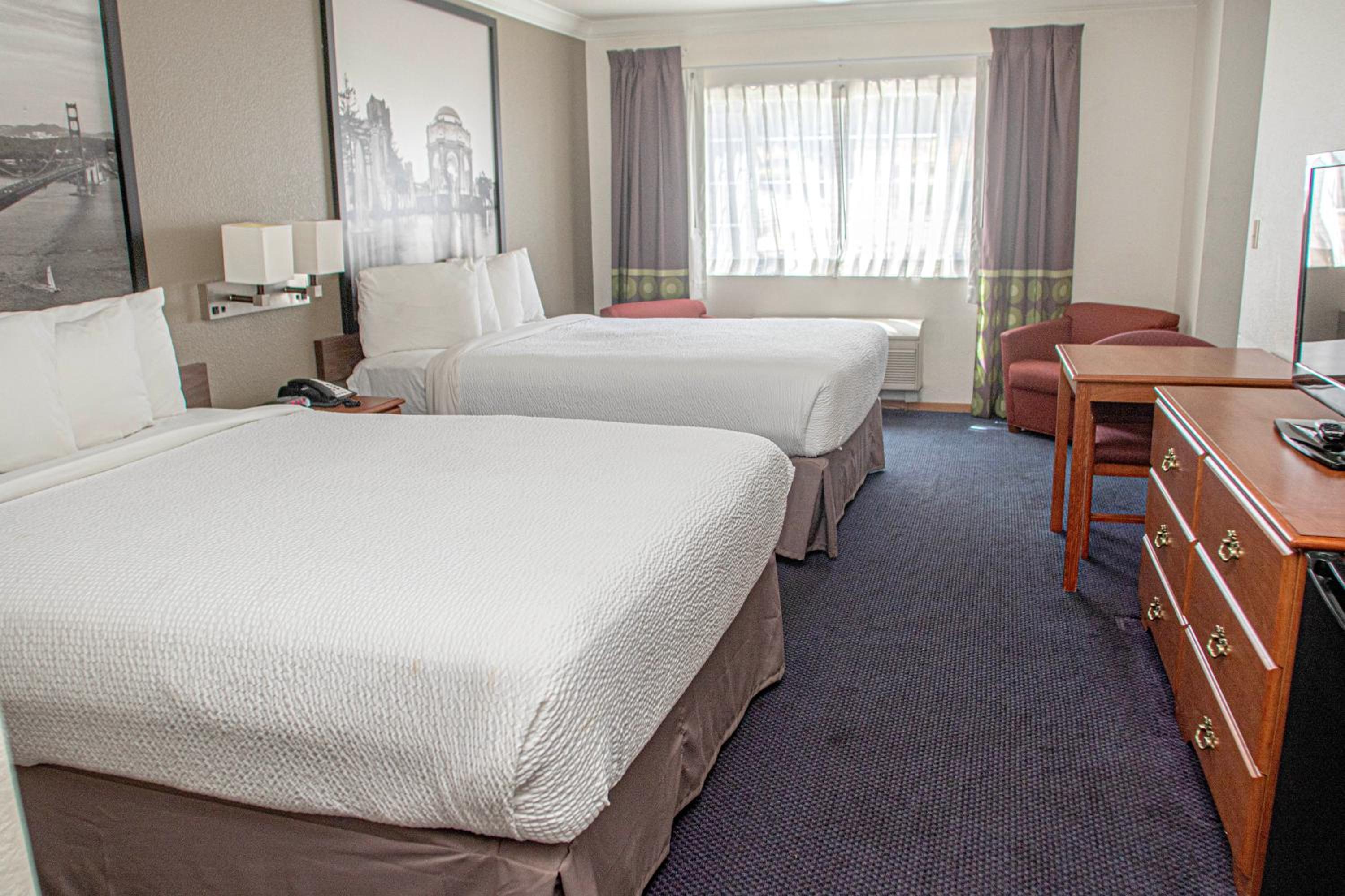 Suite with Two Queen Beds - Non-Smoking photo 1