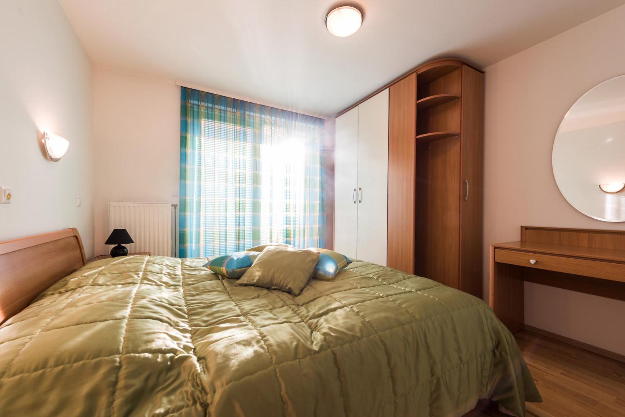 Apartment (4 Adults) photo 1
